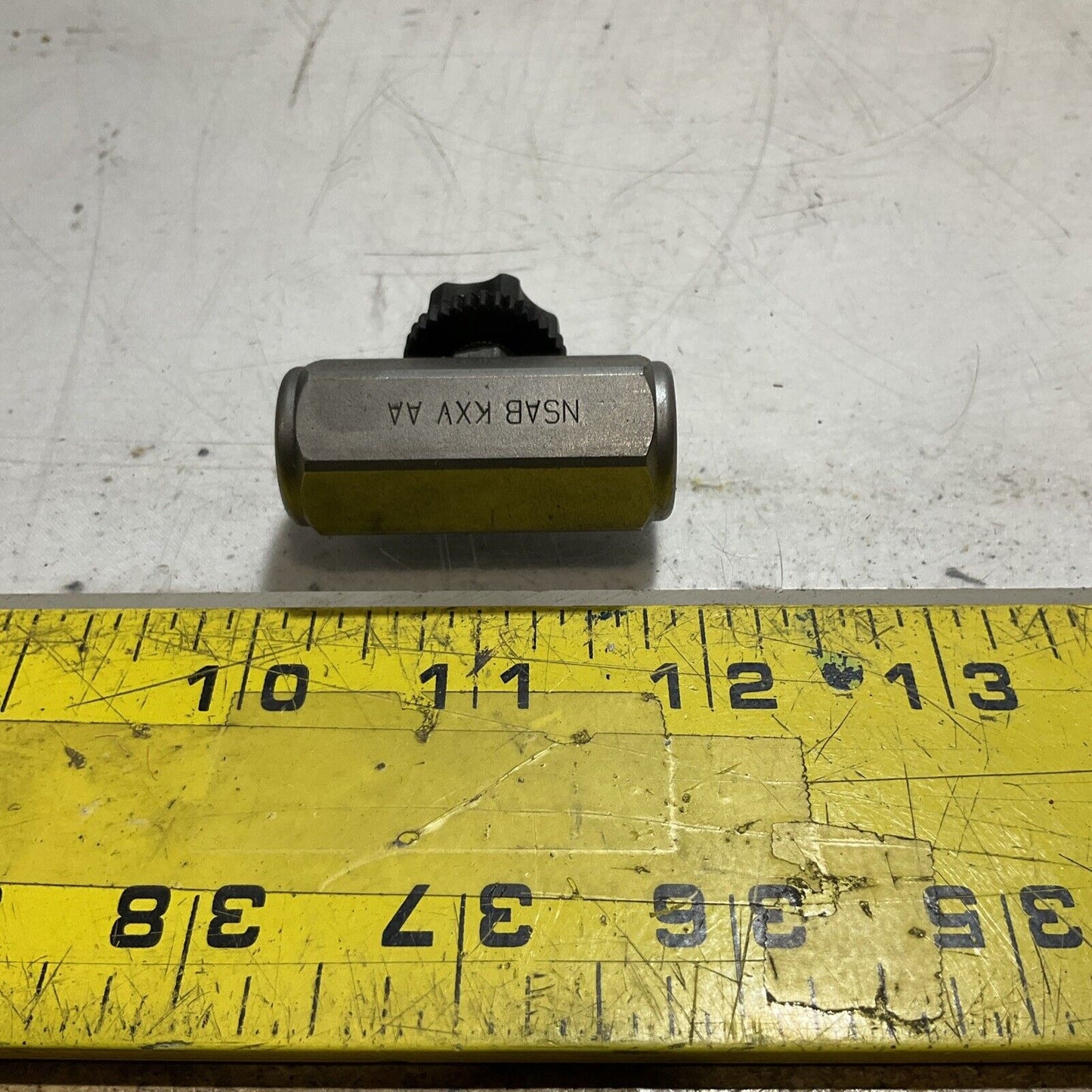 SUN HYDRALICS NSABKXVAA NASB KXV AA 1l61 FLOW CONTROL VALVE GAUDGE SCRUBBER N3M
