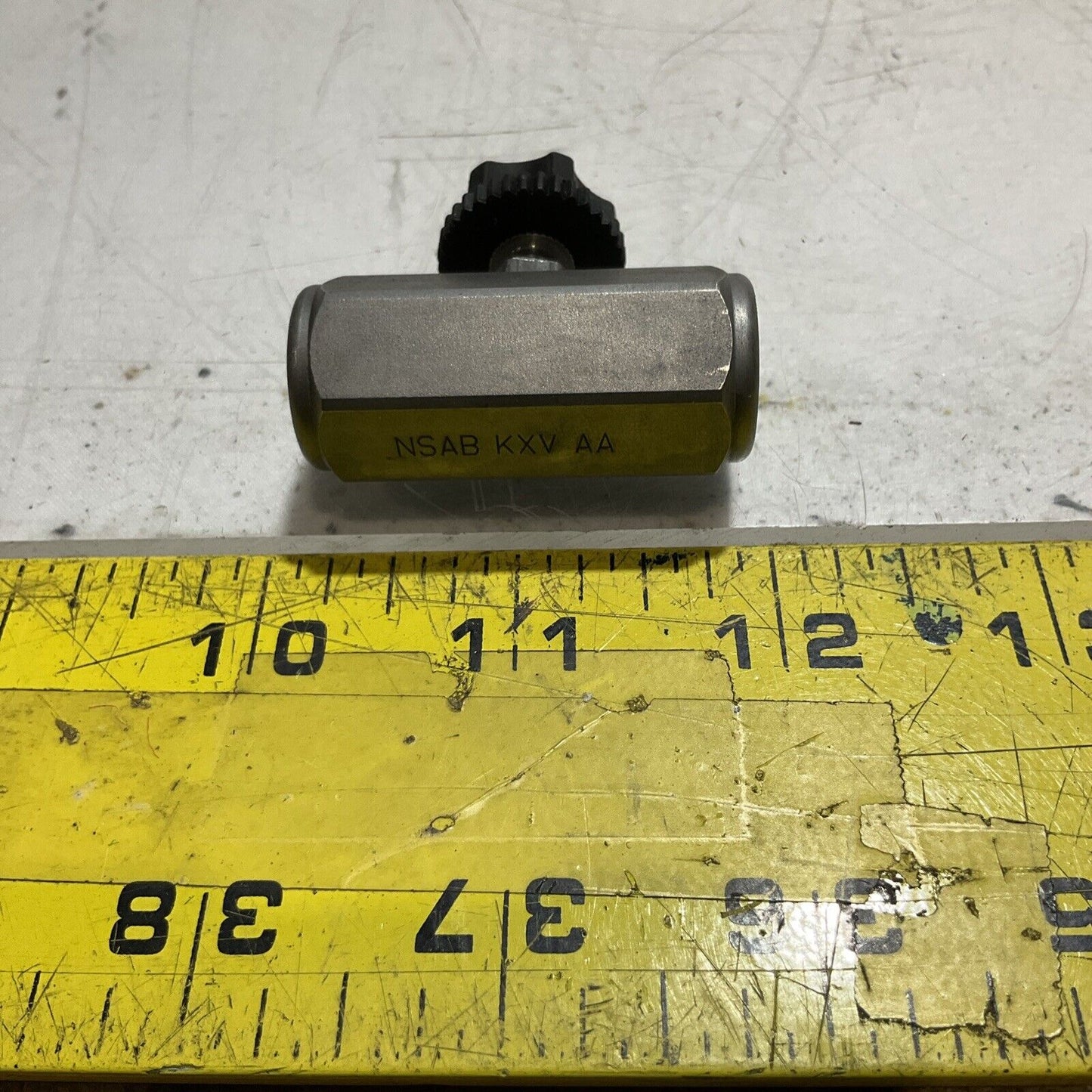 SUN HYDRALICS NSABKXVAA NASB KXV AA FLOW CONTROL VALVE GAUDGE SCRUBBER N3M