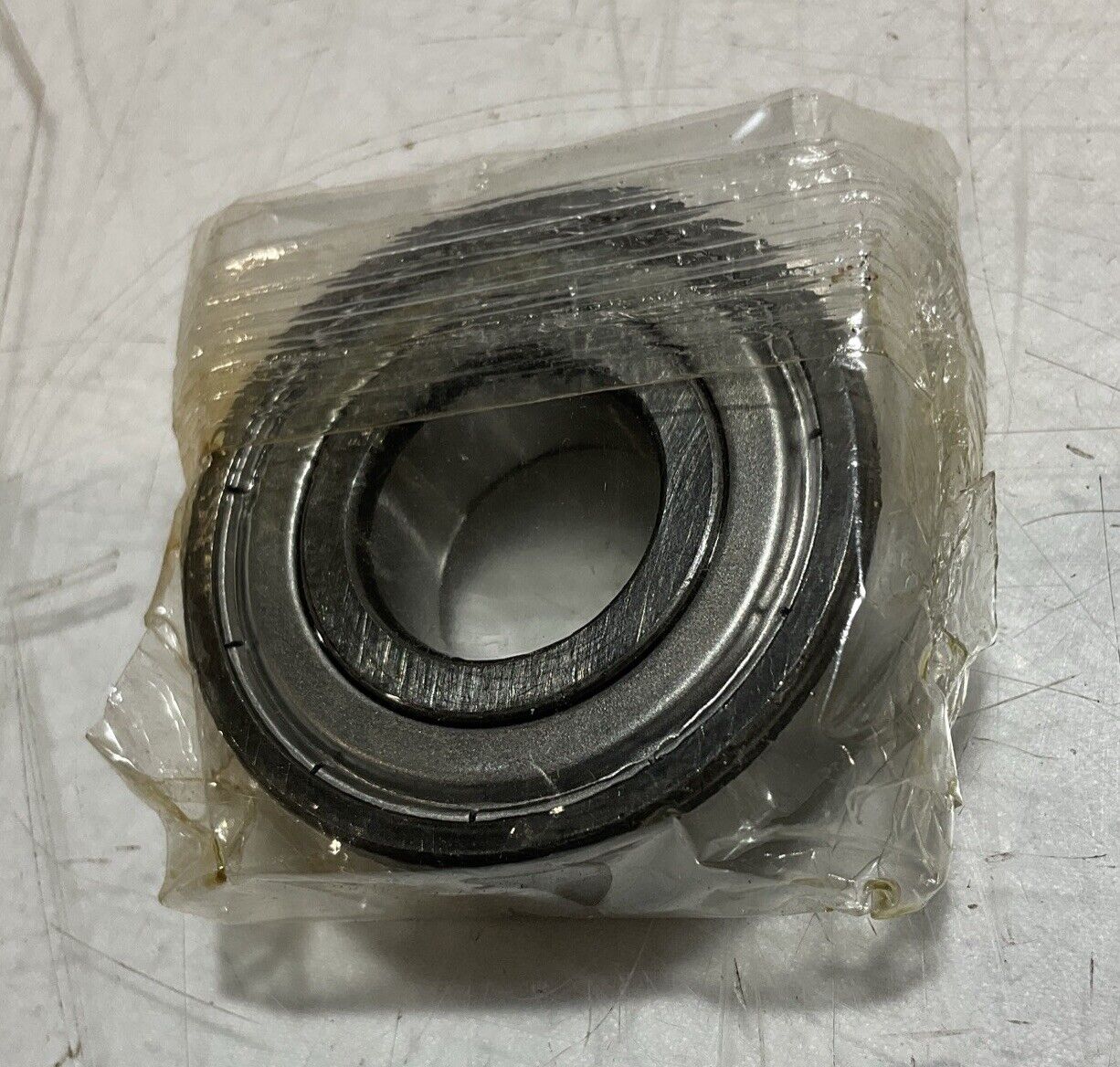 SKF 6203 2ZJEM 6203 2Z DEEP GROOVE BALL BEARINGS 17 x 40 x 12mm LOT OF 12 R7T