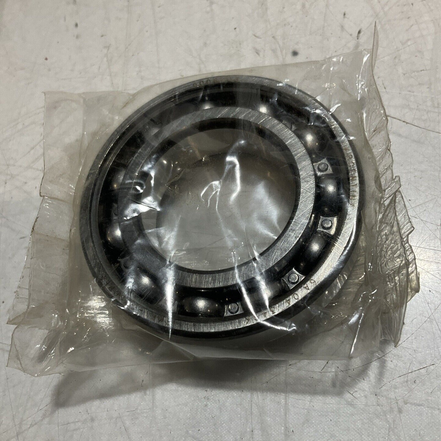 SKF 6006 JEM DEEP GROOVE BALL BEARINGS 33X 55 X 13 LOT OF 3 R7T