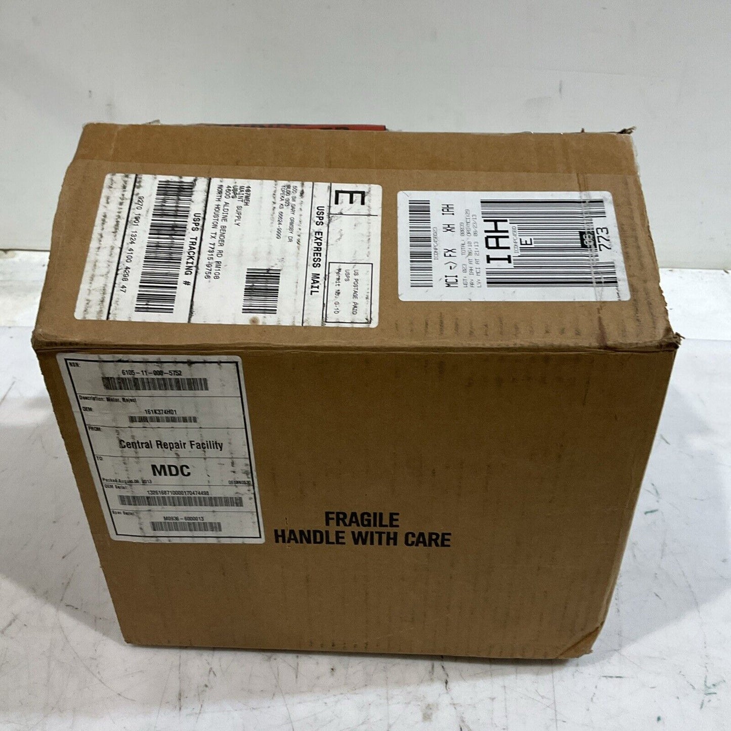 LENZE MCS12H30LRS0B0-B19N-ST5800N-R2SU SERVO MOTOR U3S