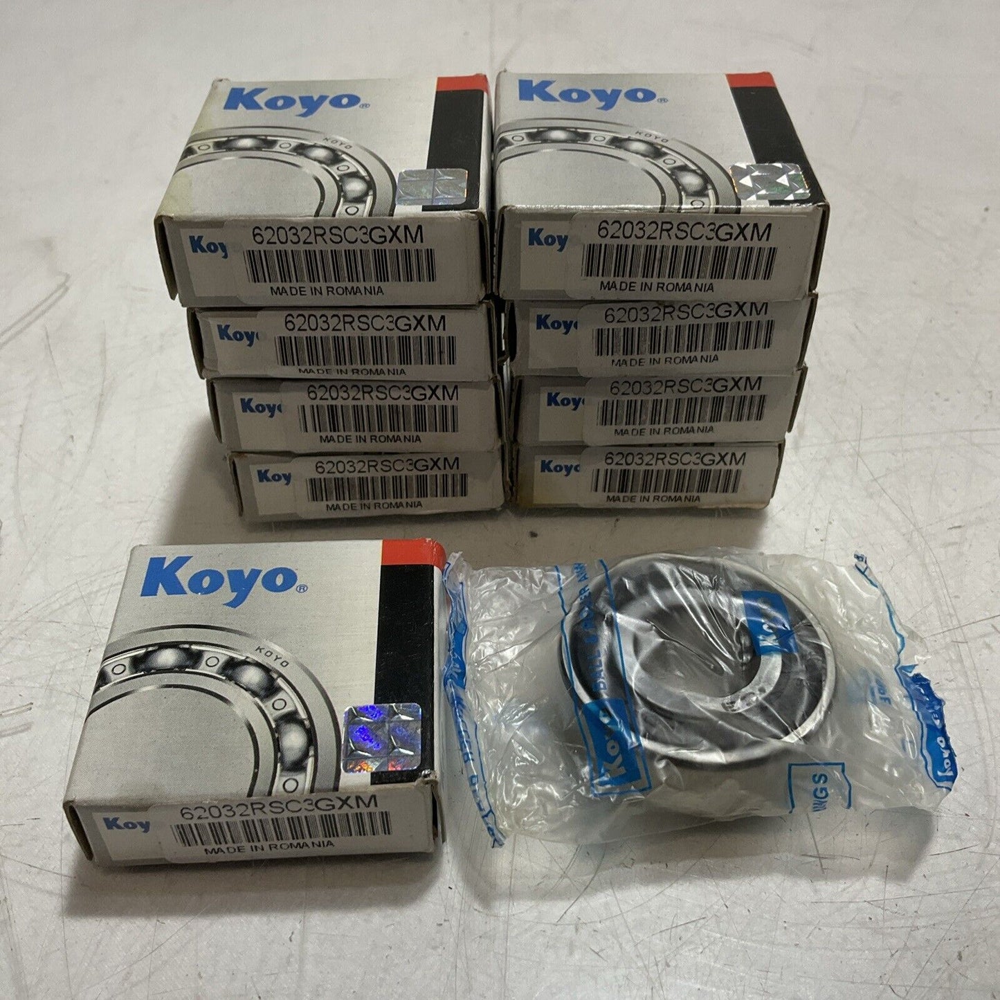 KOYO 62032RSC3GXM DEEP GROOVE BALL BEARINGS LOT OF 9 R7T
