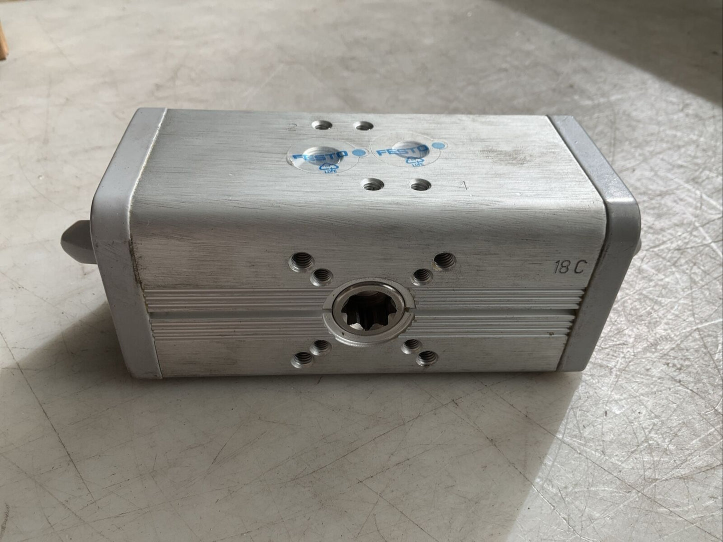 FESTO DAPS-0030-090-R-F0305 QUARTER TURN ACTUATOR 8.4 BAR N3M