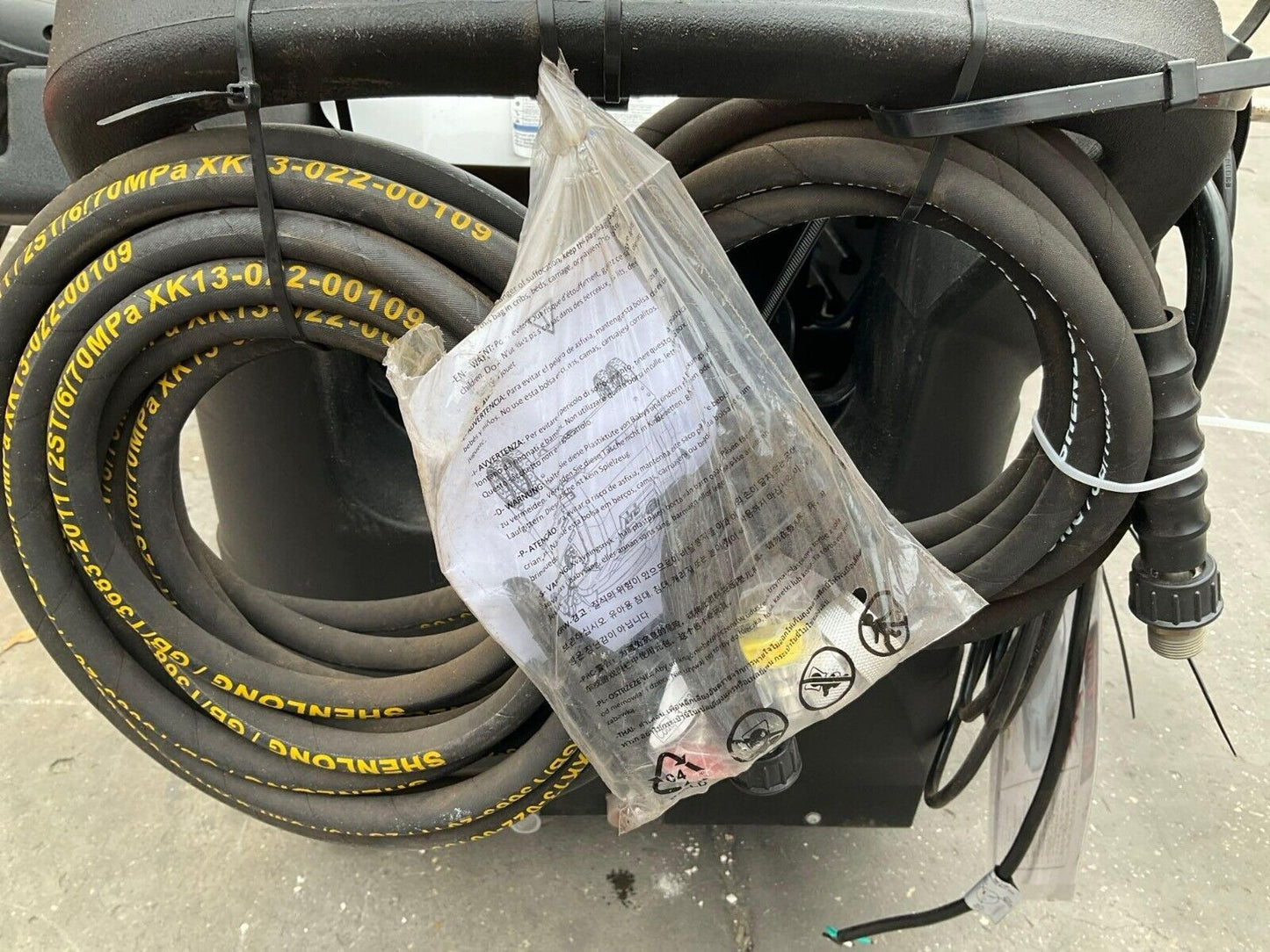 UNUSED POWERTRAIN HOT WATER PRESSURE WASHER PT-2203HW DIESEL 3 GPM
