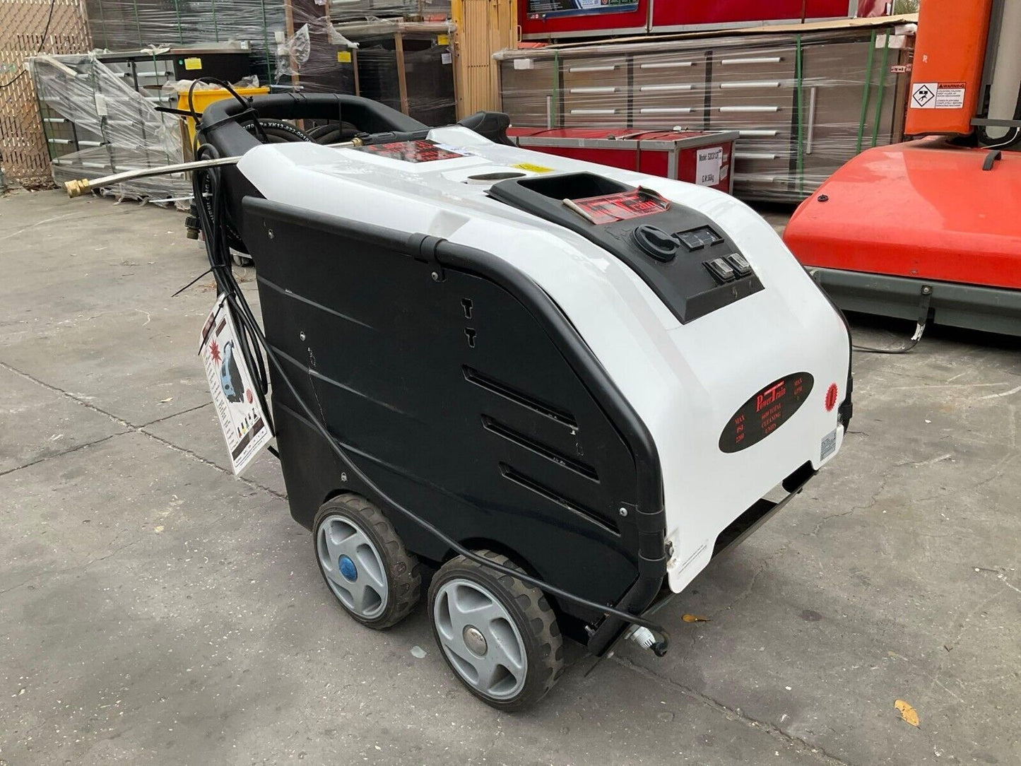 UNUSED POWERTRAIN HOT WATER PRESSURE WASHER PT-2203HW DIESEL 3 GPM
