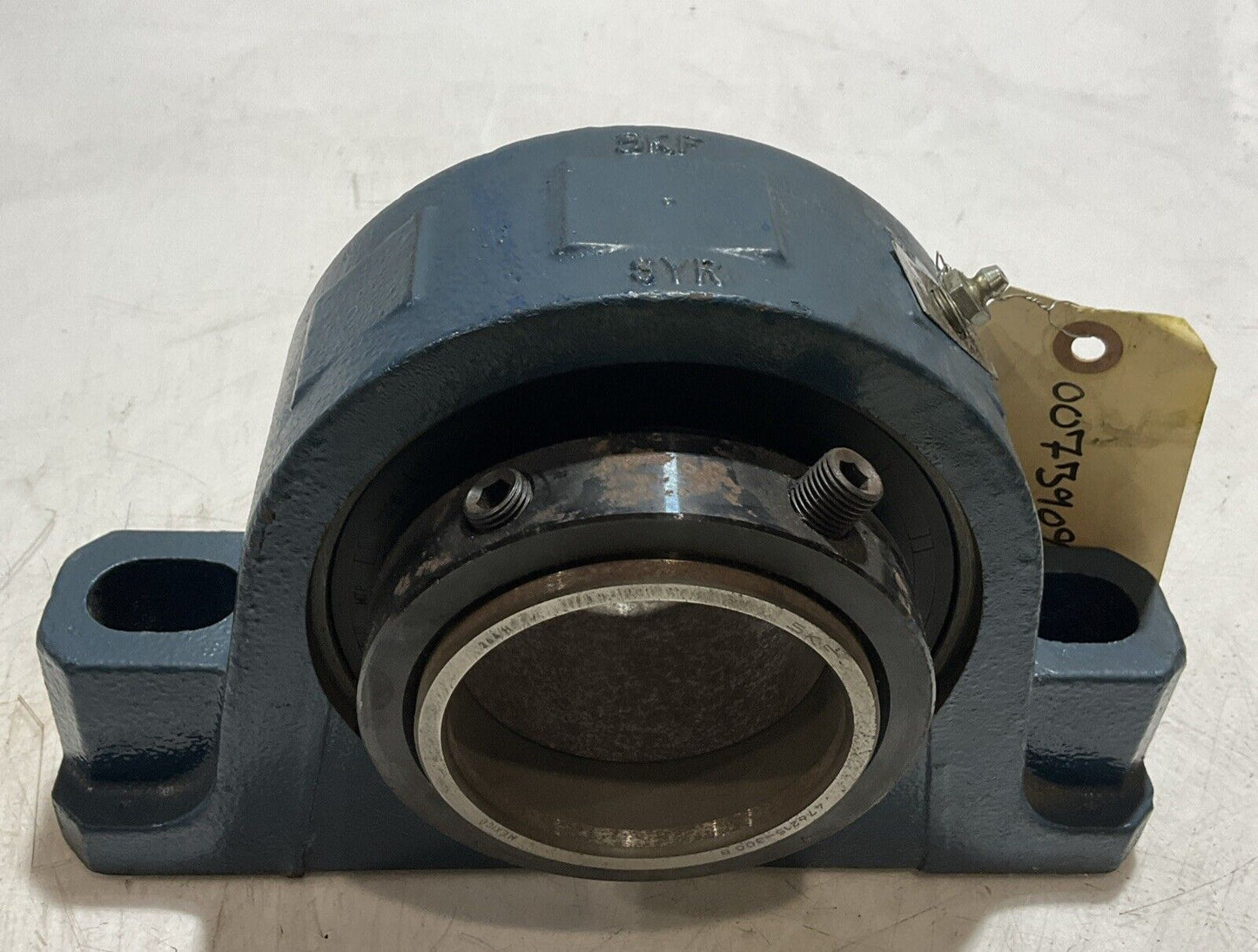 SKF SYR 476215-300B SPHERICAL ROLLER PILLOW BLOCK BEARINGS N3M