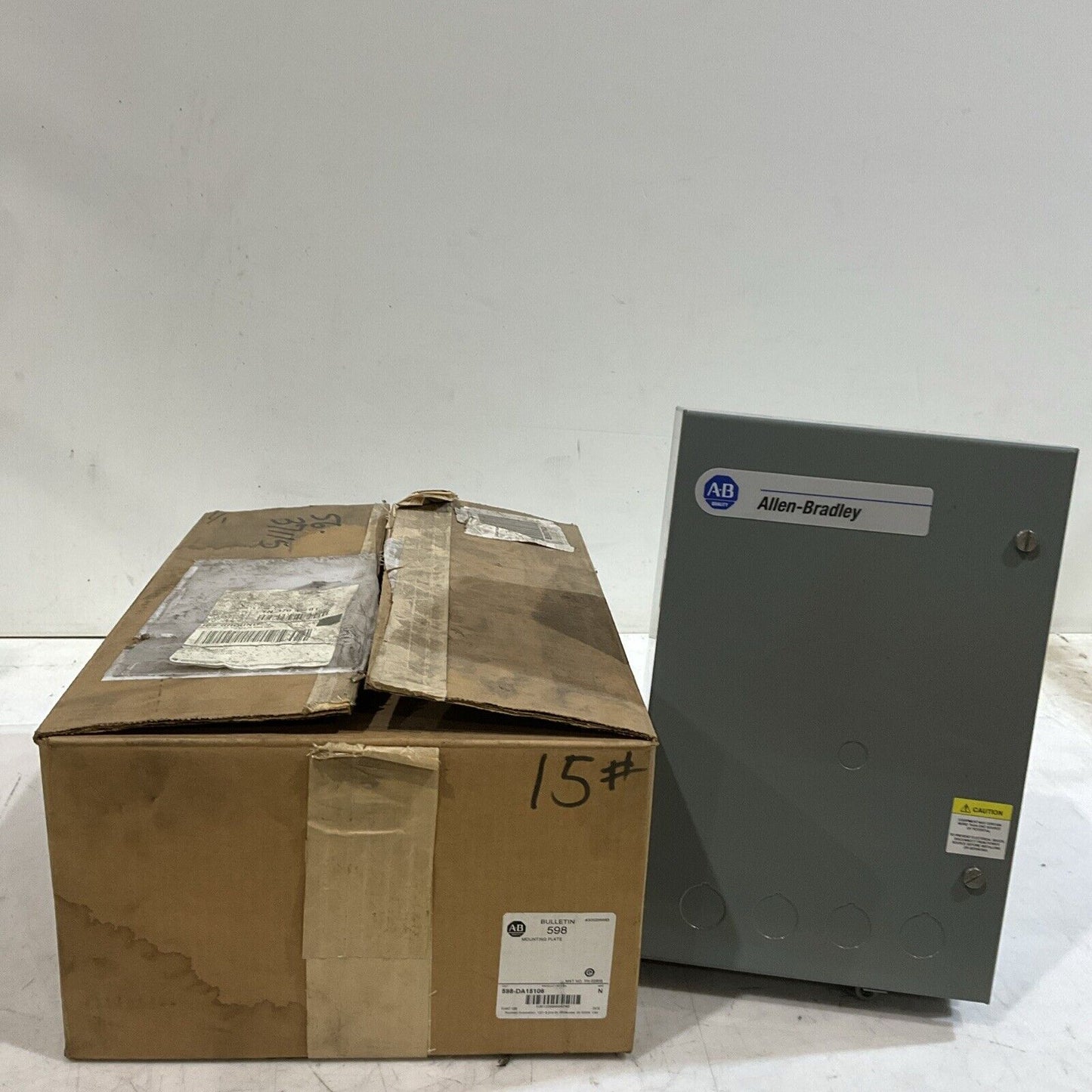 A-B ALLEN-BRADLEY 598-DA15106 STARTER REPLACEMENT ENCLOSURE 15 X 10 X 6 N3M