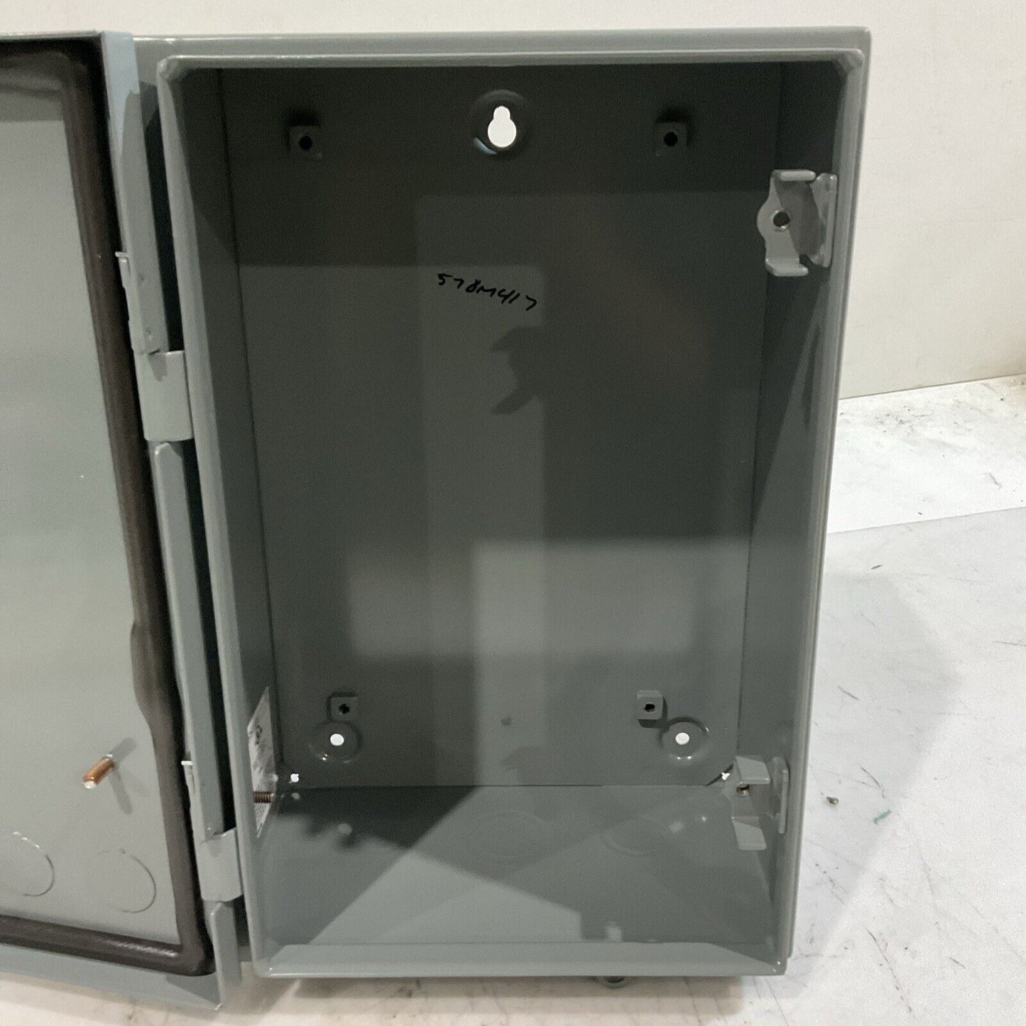 A-B ALLEN-BRADLEY 598-DA15106 STARTER REPLACEMENT ENCLOSURE 15 X 10 X 6 N3M