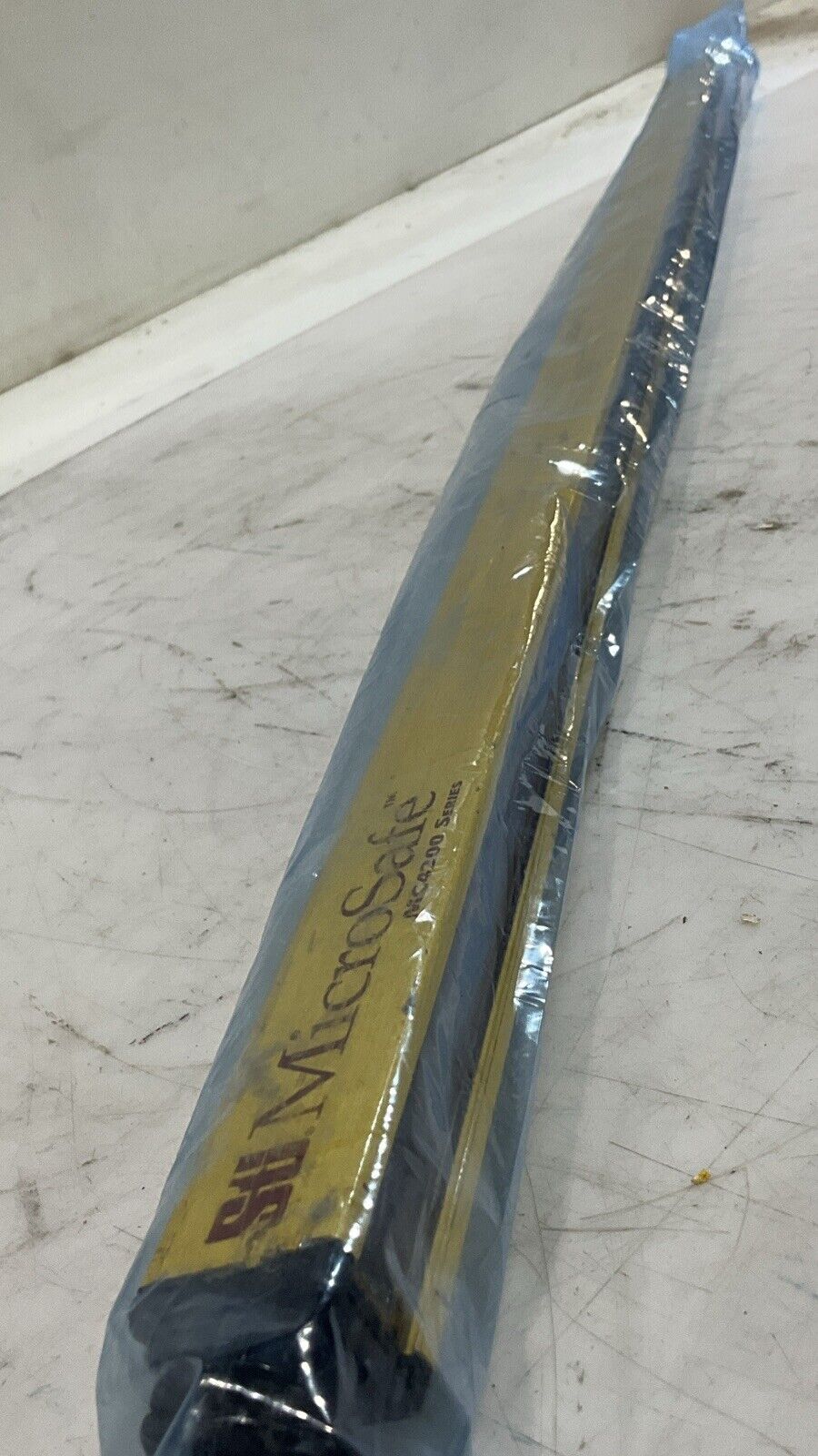 STJ MC4236RE 42733-0360 MICROSAFE MC4200SERIES LIGHT CURTAIN RECIEVER U3S