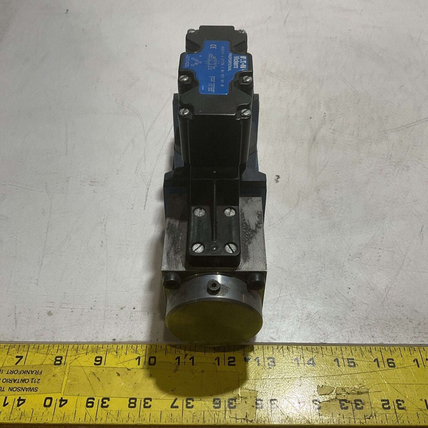 EATON/VICKERS KBDG4V 52 C70N Z M1 PE7 H7 10 PROPORTIONAL DIRECTIONAL VALVE N3M