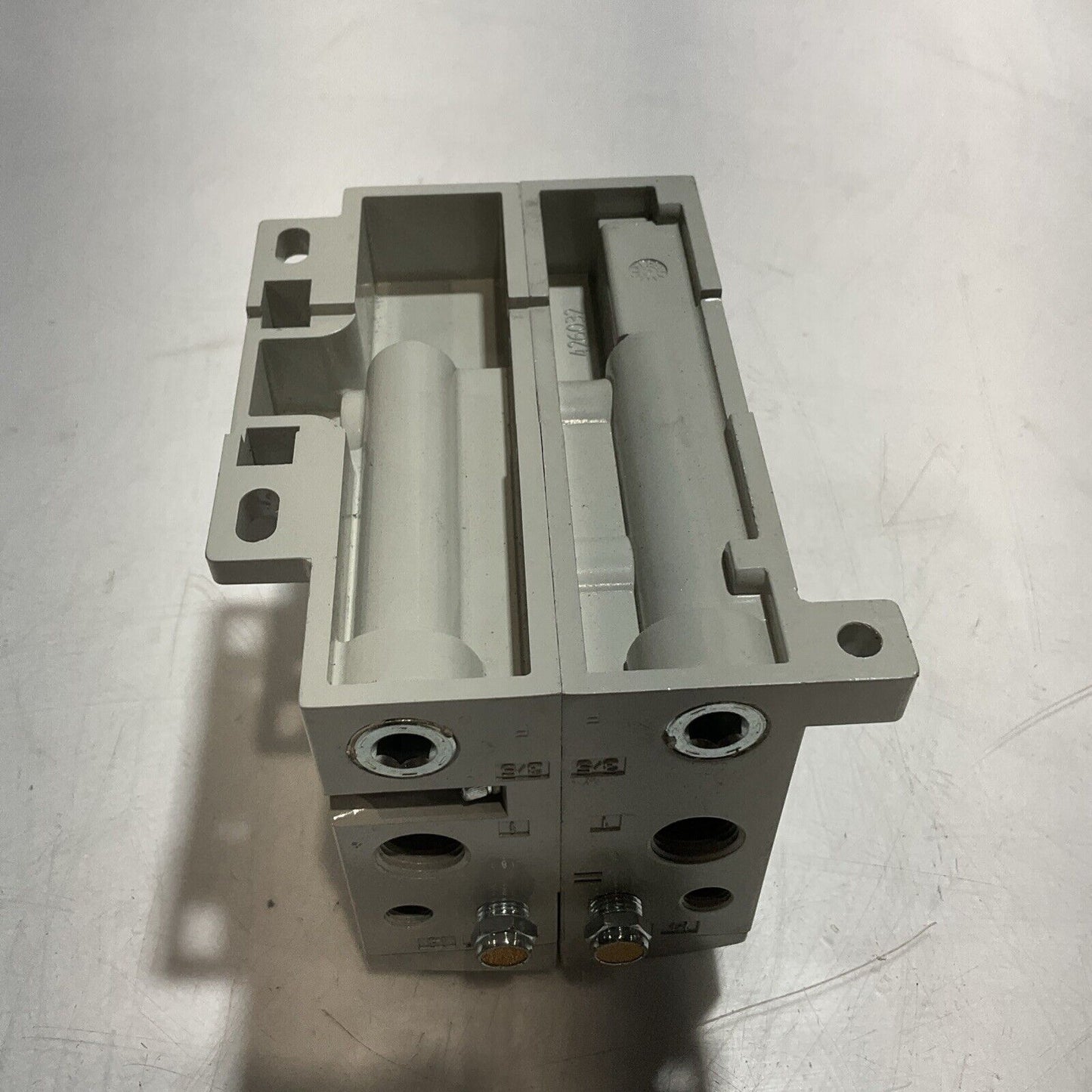 NUMATICS 8503AK428327007 AVENTICS END PLATE KIT N3M