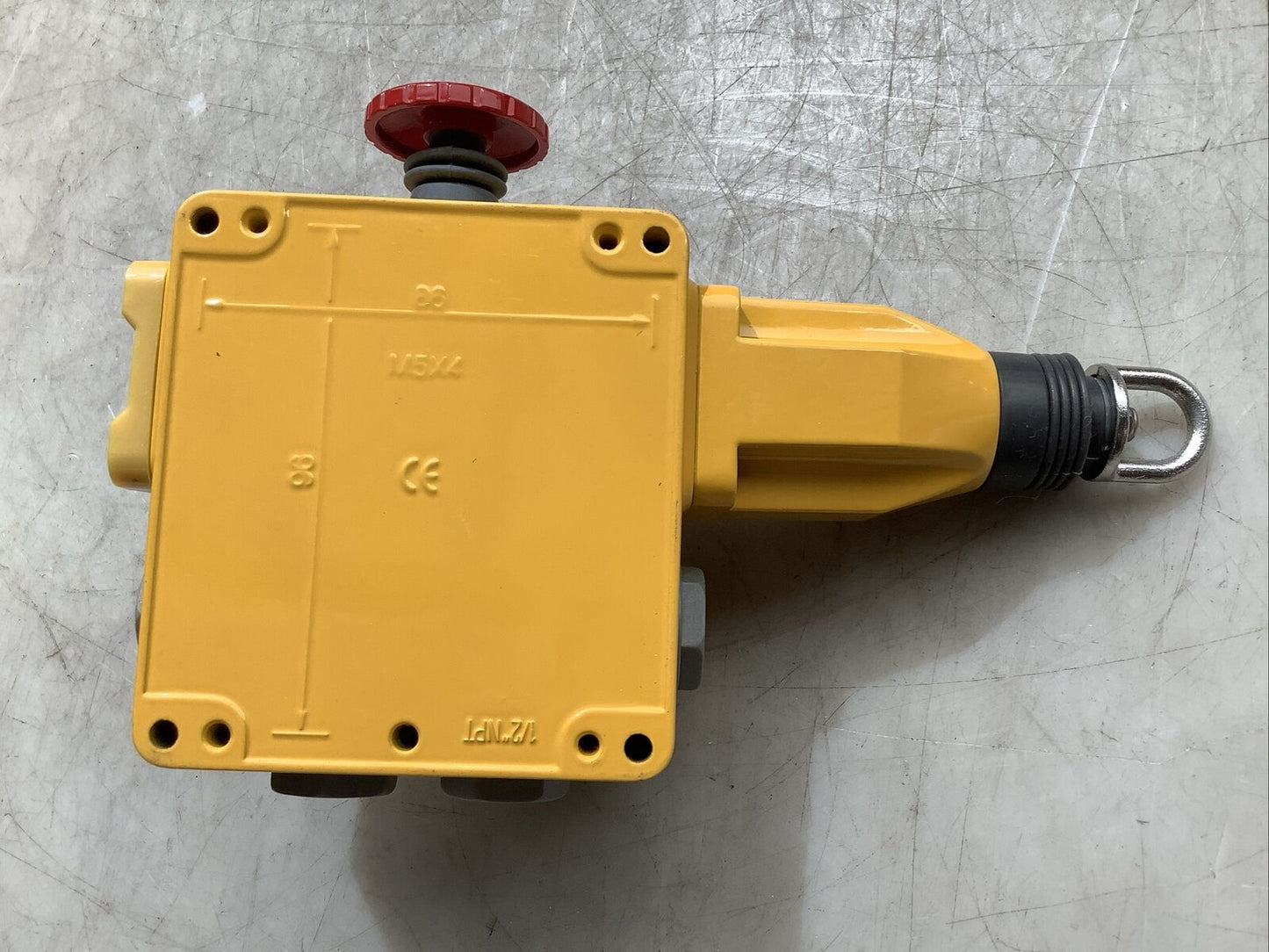STI 44506-6520 ER1022-042NELR EMERGENCY STOP PULL SWITCH 4NC 2NO 1/2IN NPT U3S