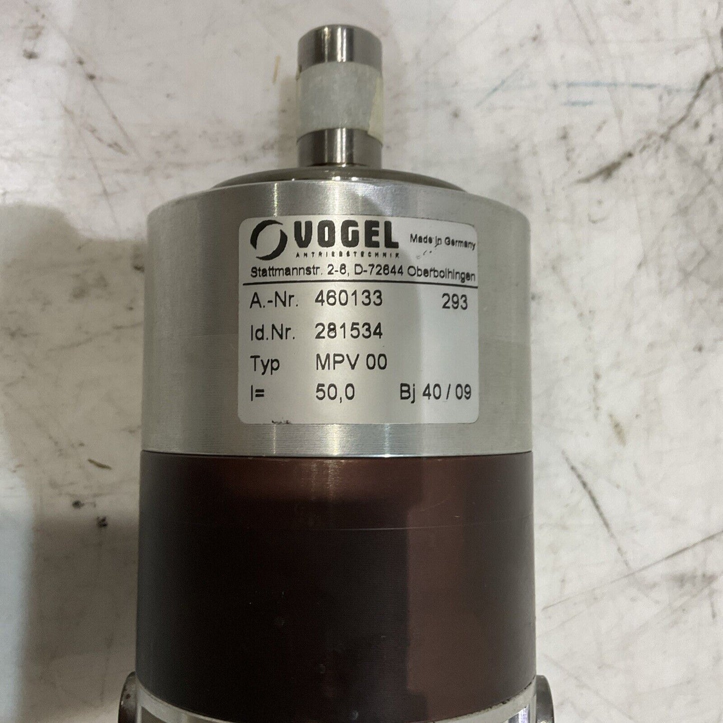 LENZE MCS06F41LRSOB0-B11N-ST5SOON-R2SU VOGEL 460133 GEAR-MOTOR ASSEMBLY U3S