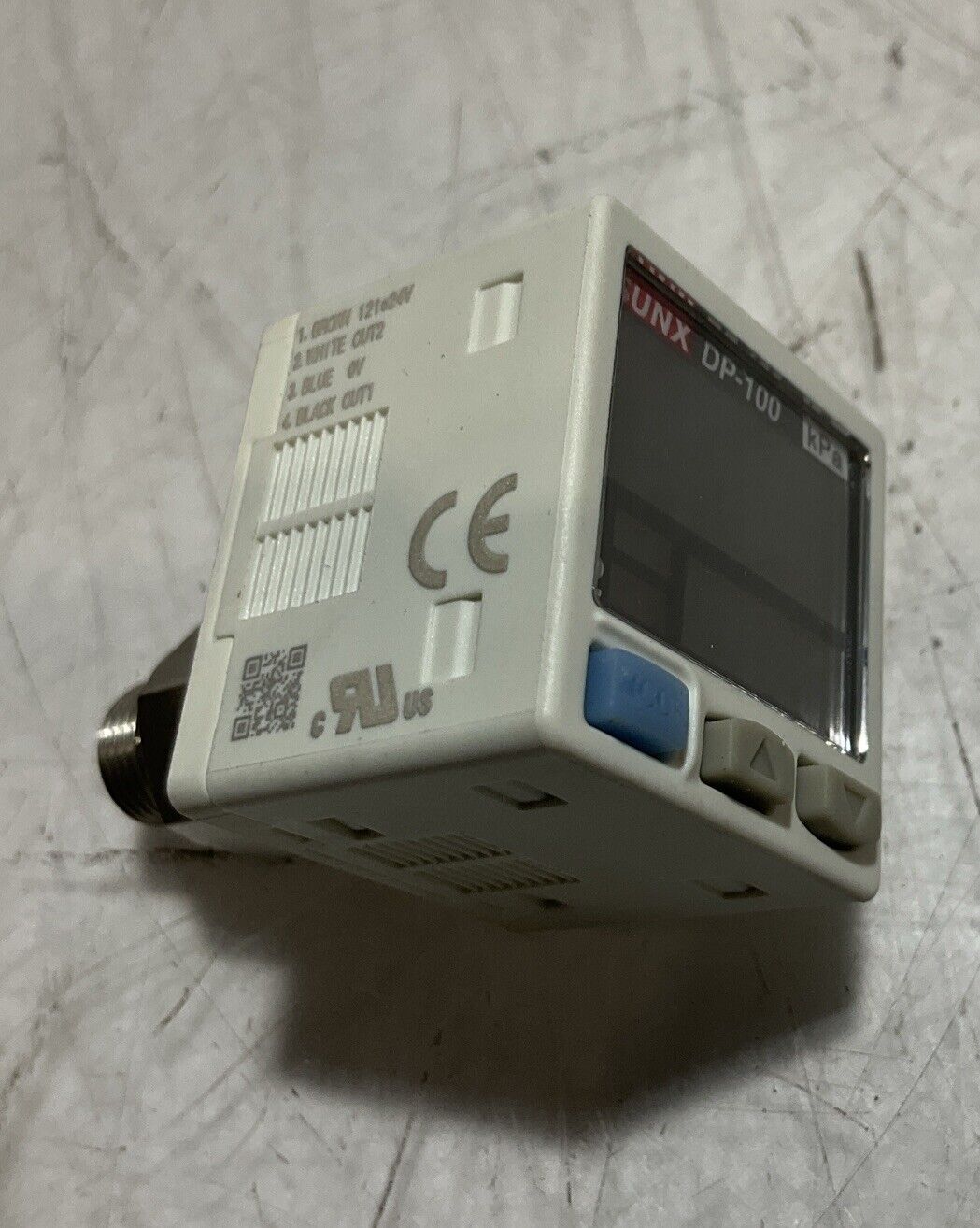 SUNX DP-111-E-P PRESSURE SENSOR 24VDC U3S