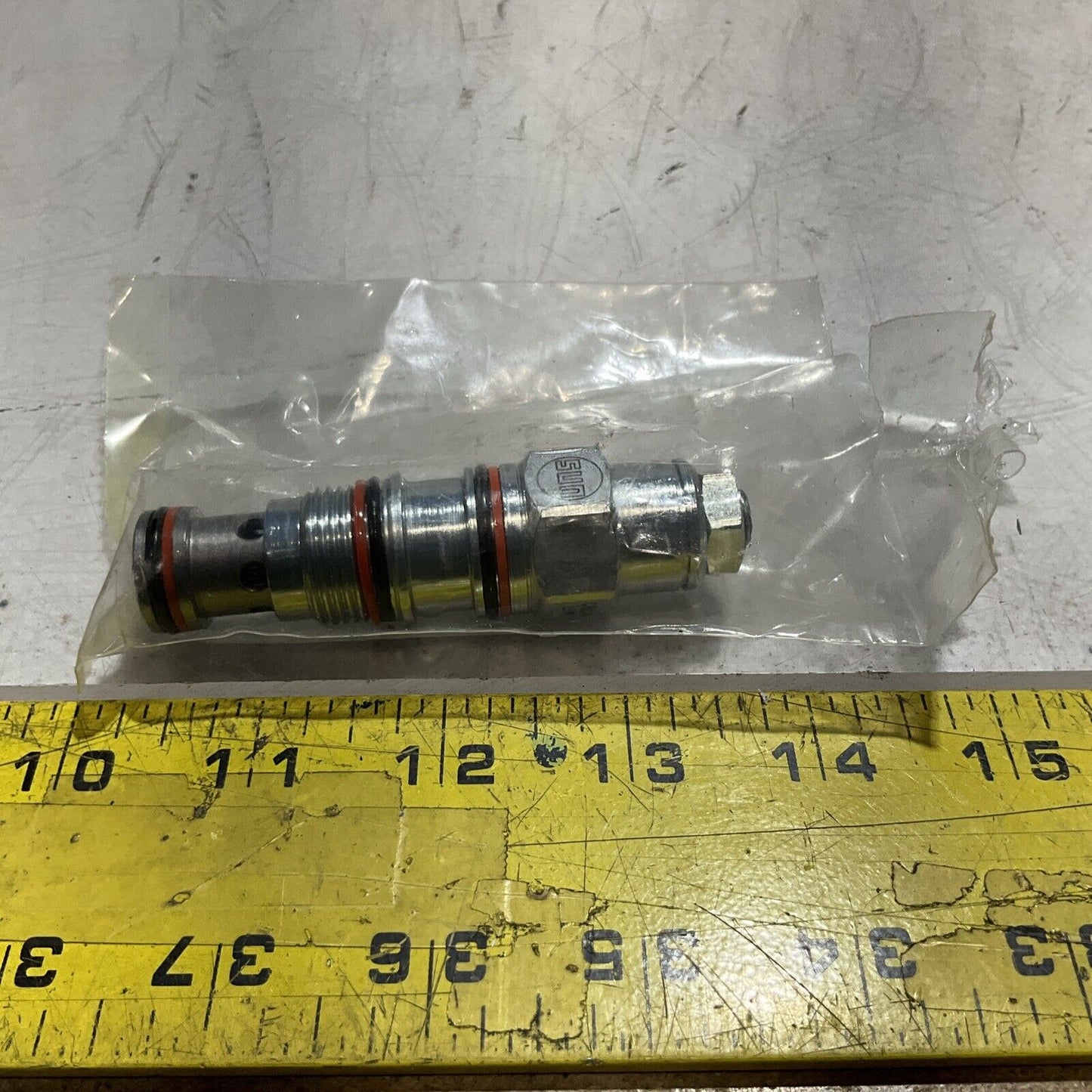 SUNHYDRAULICS CBCALHN COUNTER BALANCE VALVE 1450 PSI LOT OF 3 U3S
