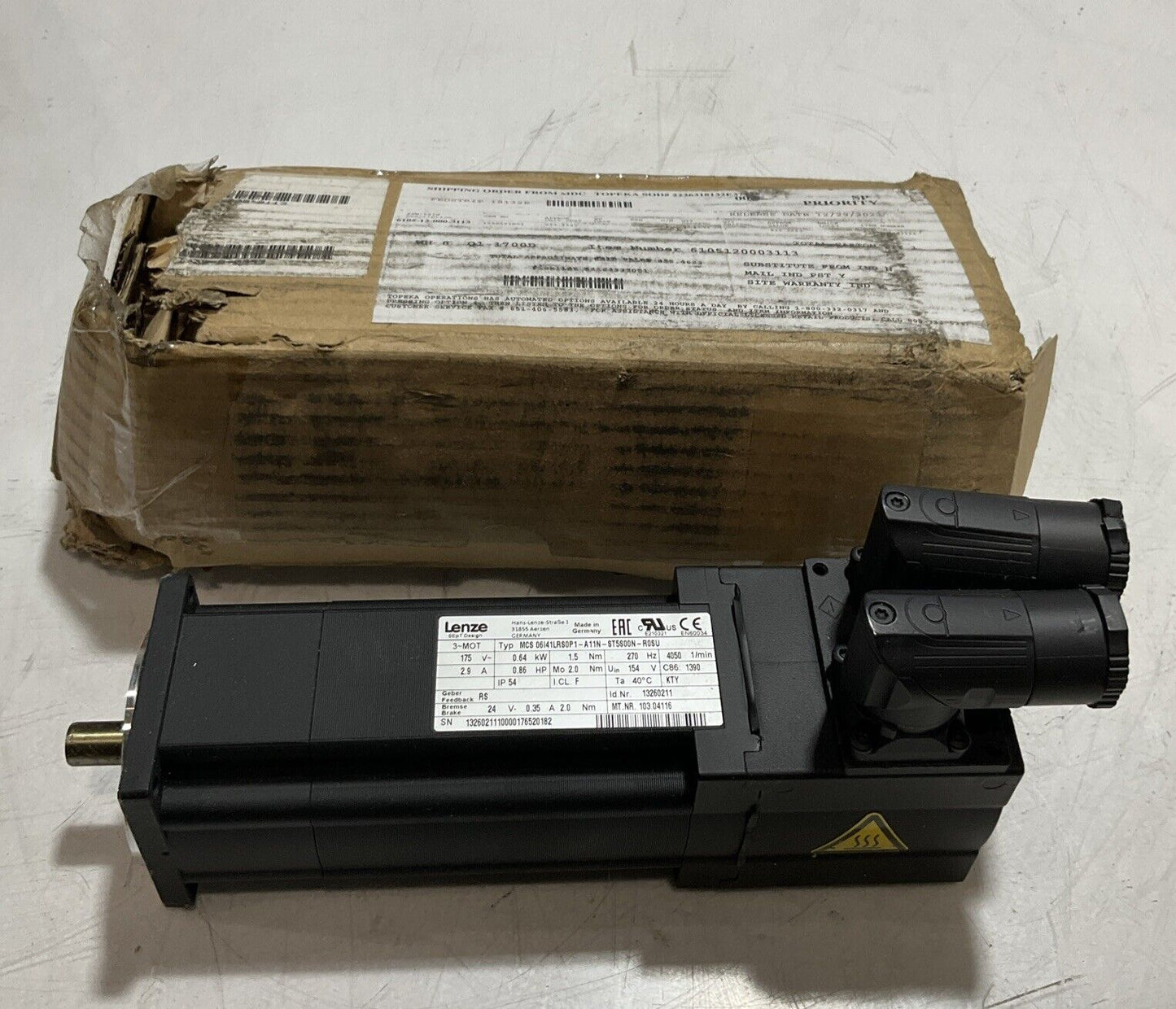 LENZE MCS06141LRSOP1-A11N-ST5SOON-R0SU SERVO MOTOR U3S