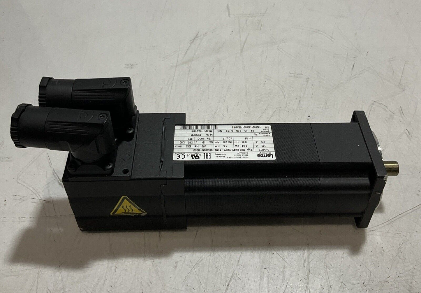 LENZE MCS06141LRSOP1-A11N-ST5SOON-R0SU SERVO MOTOR U3S
