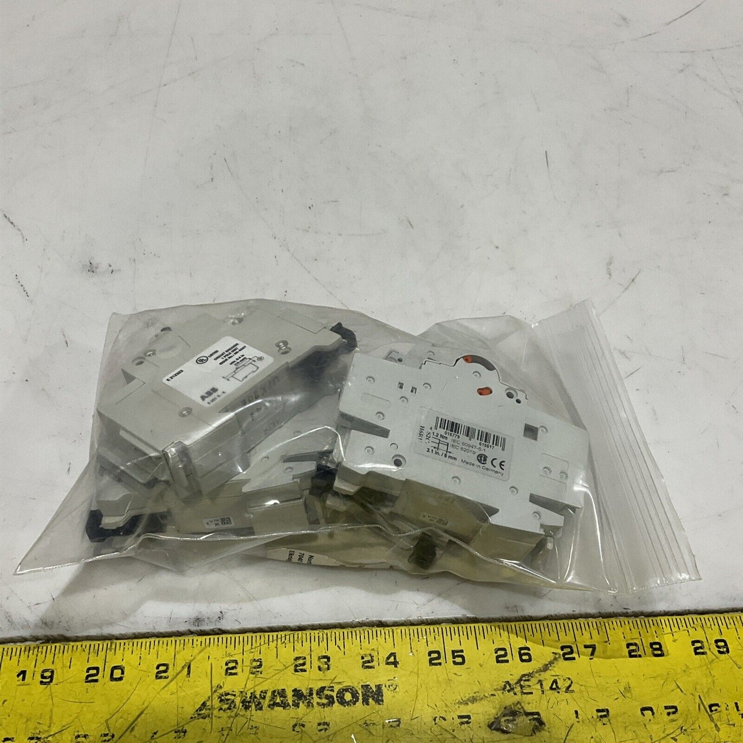 ABB S 201 U K 20 A MINI CIRCUIT BREAKER 240V 50/60HZ LOT OF 4 U3S