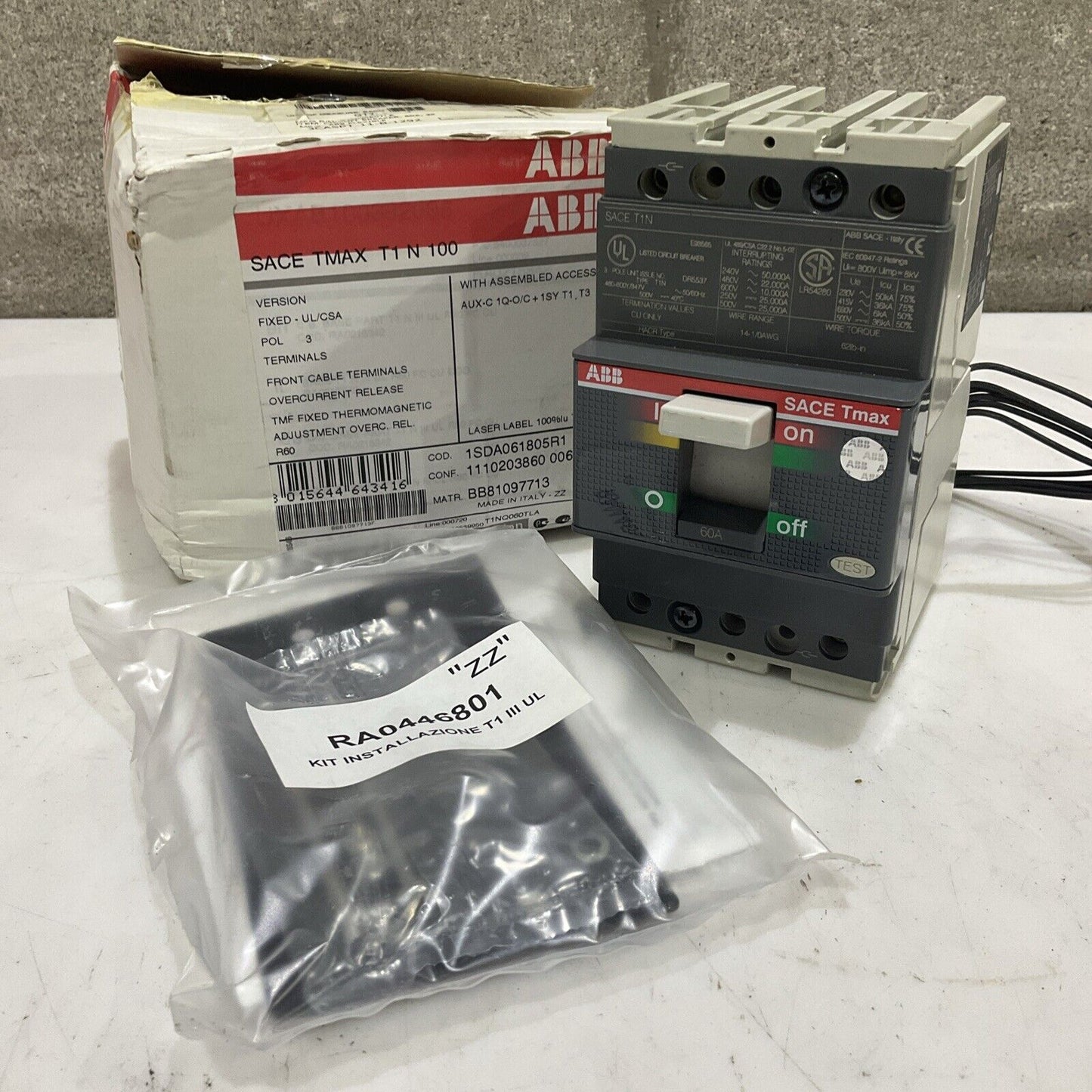 ABB SACE TMAX T1 N 100 CIRCUIT BEAKER 3 P 40 A 500 V TYPE T1N U3S