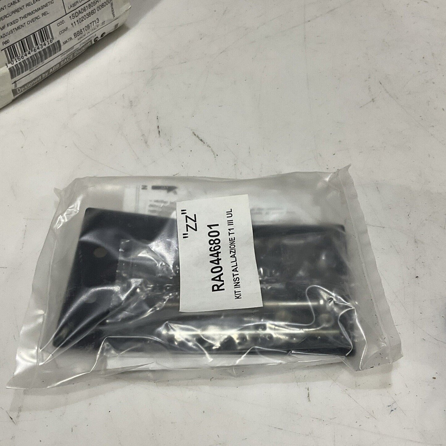 ABB SACE TMAX T1 N 100 CIRCUIT BEAKER 3 P 40 A 500 V TYPE T1N U3S