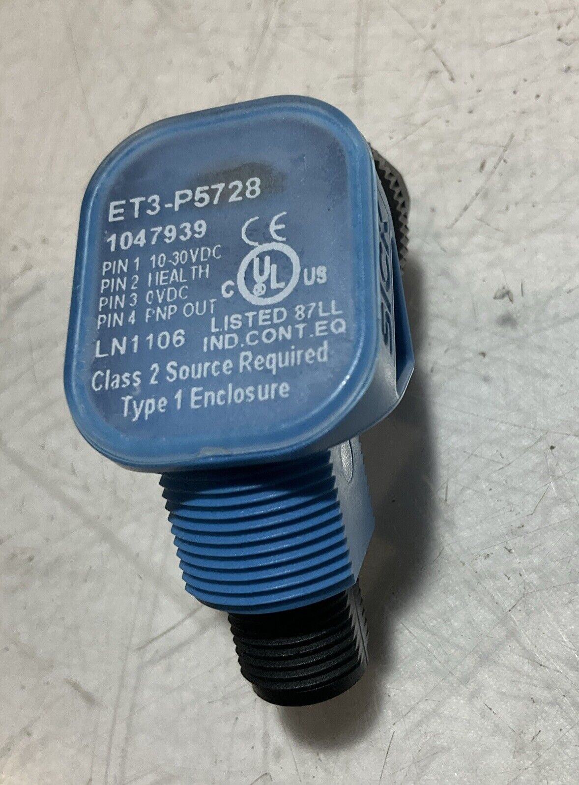 SICK ET3-P5728 PHOTOELECTRIC SENSOR PNP LO M12 W/HEALTH 30VDC LOT OF 2 U3S