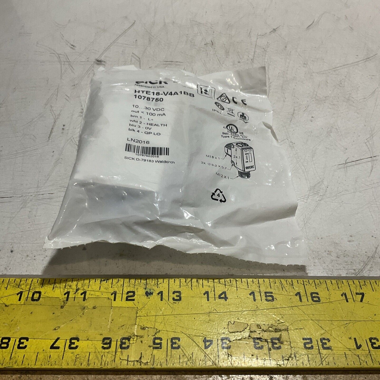 SICK HTE18-V4A1BB 1078750 PHOTOELECTRIC SENSOR LOT OF 2 U3S
