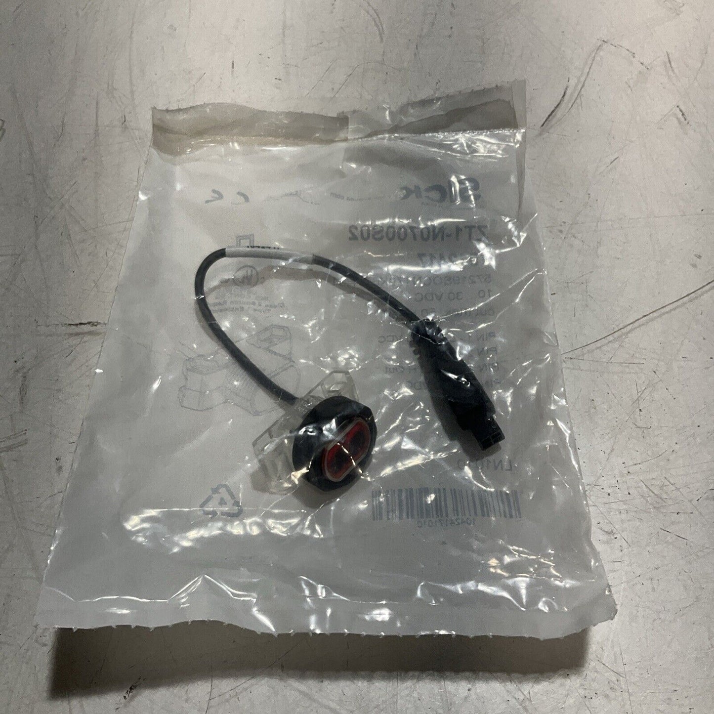 SICK ZT1-N0700S02 SENSOR PROXIMITY BELT TAB LOCATION 30VDC LOT OF 2 U3S