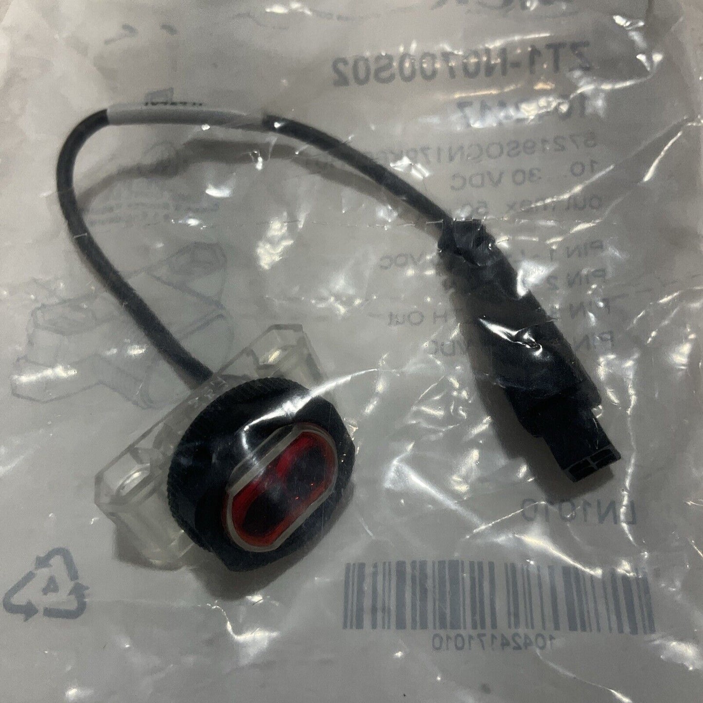 SICK ZT1-N0700S02 SENSOR PROXIMITY BELT TAB LOCATION 30VDC LOT OF 2 U3S