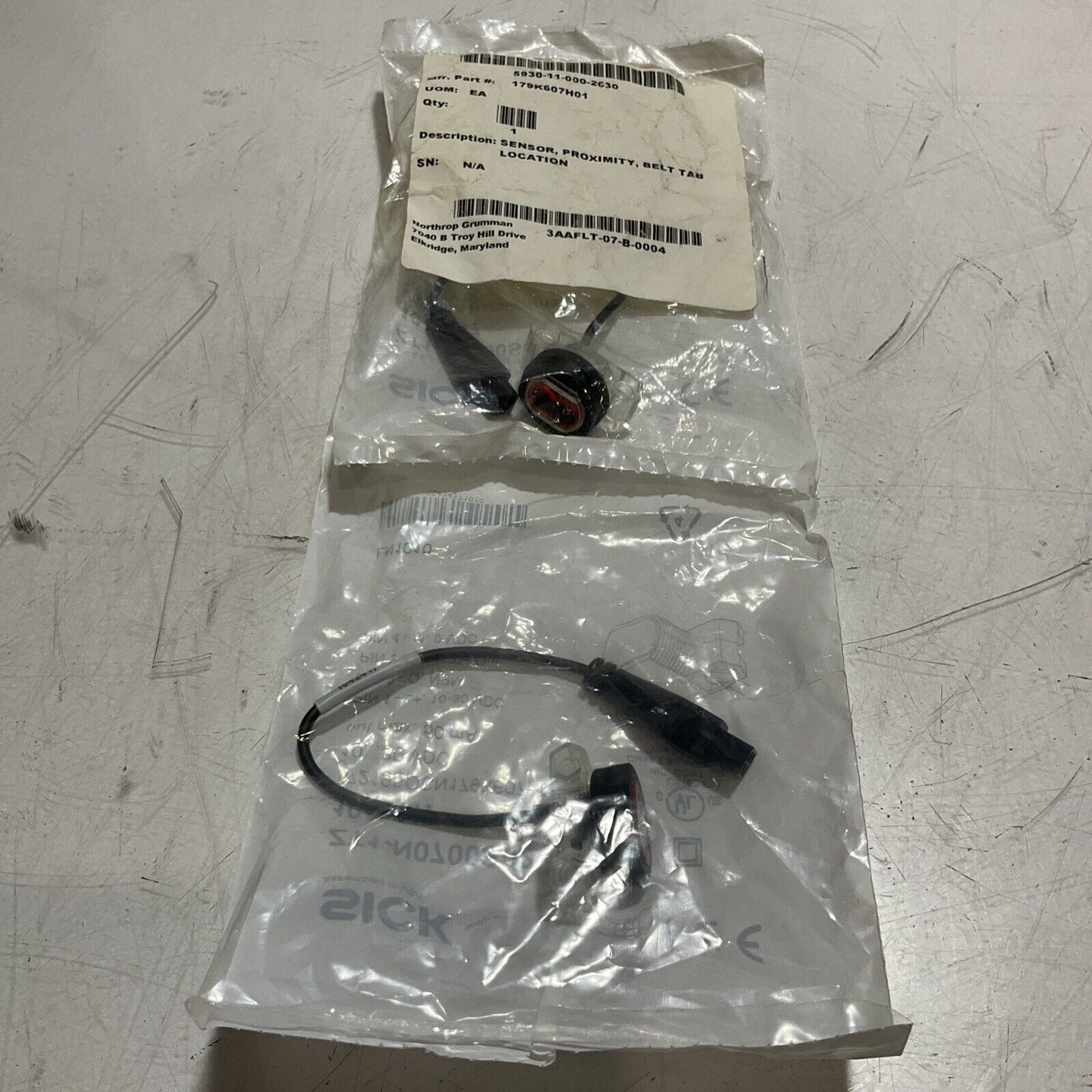 SICK ZT1-N0700S02 SENSOR PROXIMITY BELT TAB LOCATION 30VDC LOT OF 2 U3S