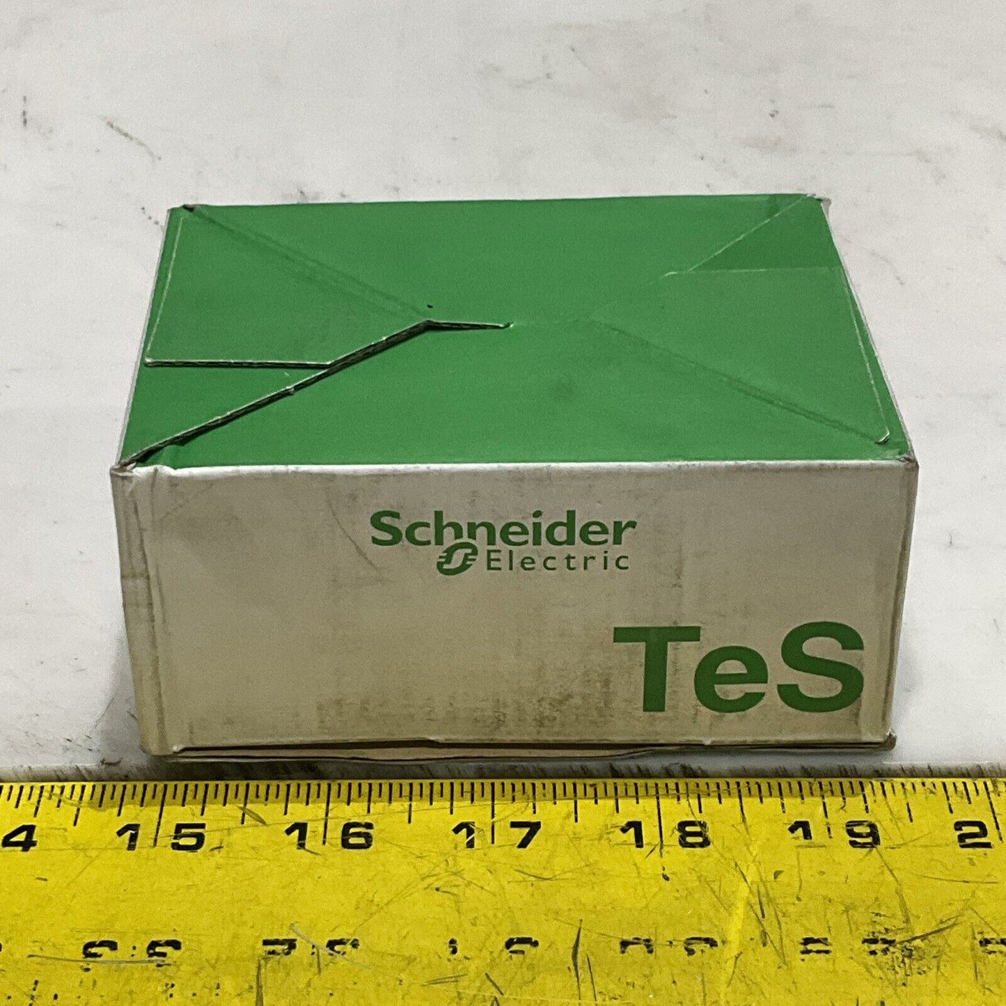 SCHNEIDER ELECTRIC LAD4TBDL LC1D25 CONTACTOR 25A 600V 50/60 HZ U3S