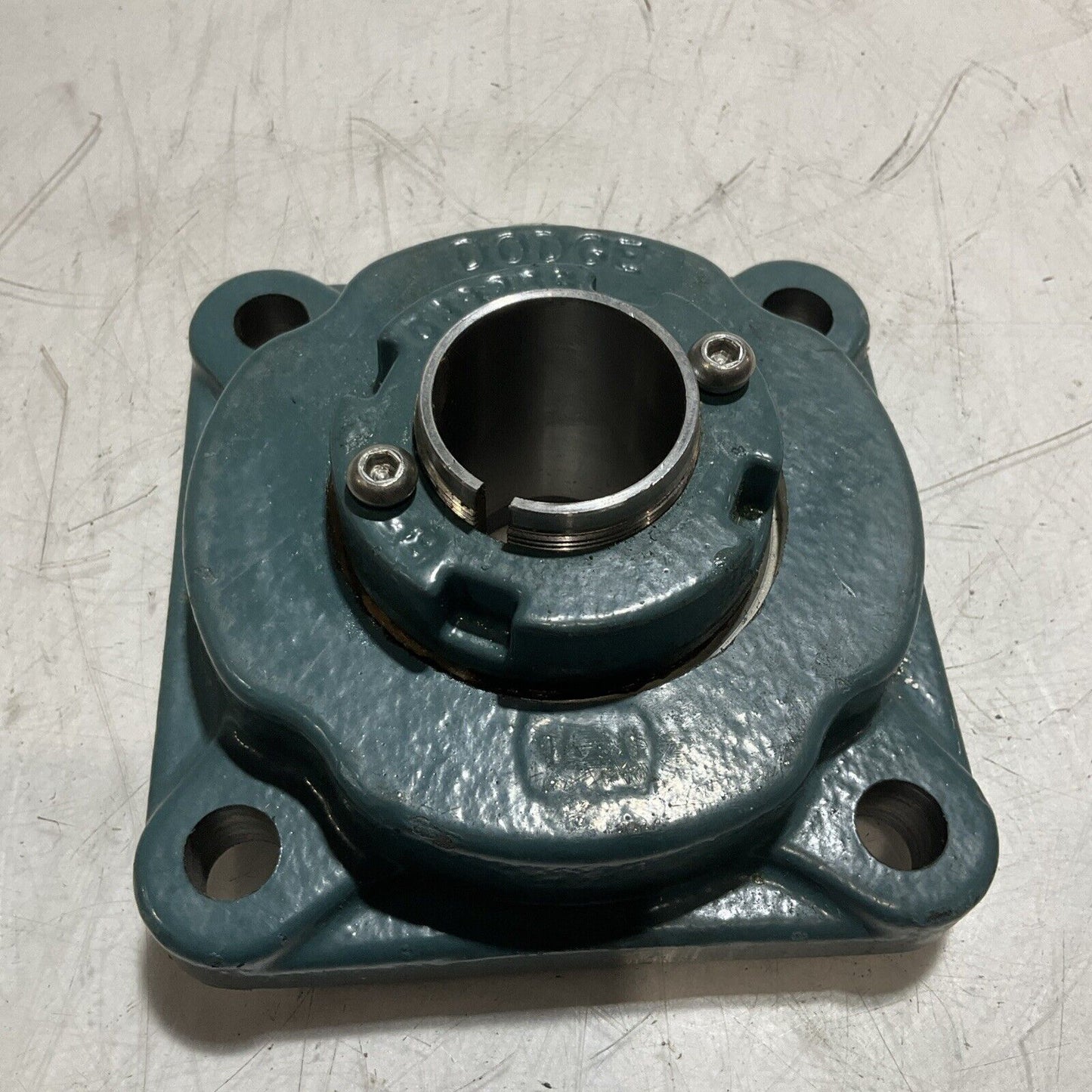 DODGE 069290 058361 IMPERIAL FLAGE MOUNT ROLLER BEARING D3M