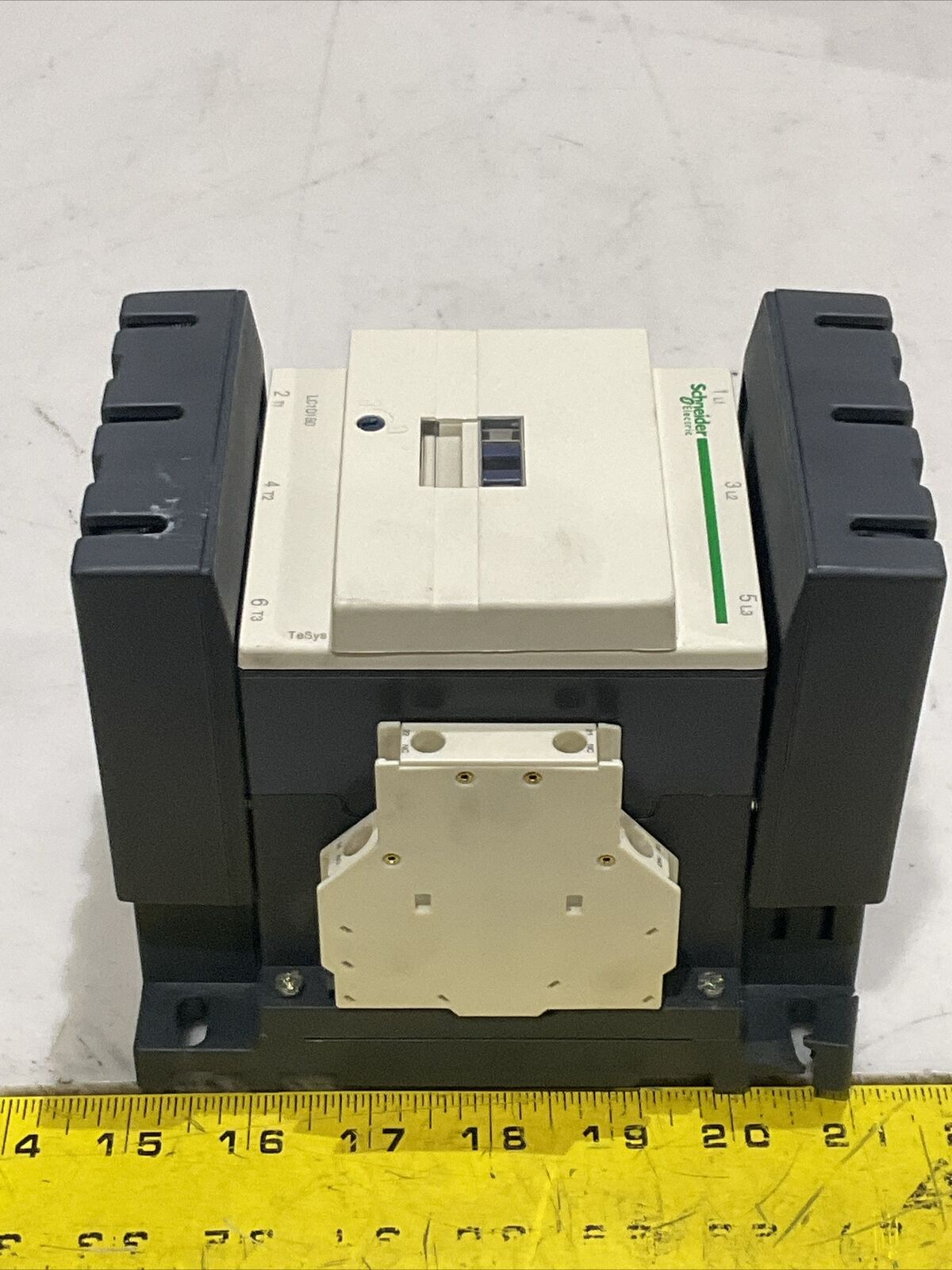 SCHNEIDER ELECTRIC LC1D150 LA9 D115693/604 CONTACTOR MODULE 3P 600VAC 125HP U3S