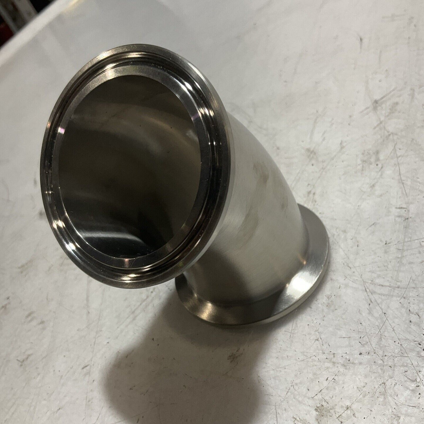 VNE CORPORATION EG2K2 CLAMP FITTING 45 DEGREE STAINLESS ELBOW LOT OF 2 RM6