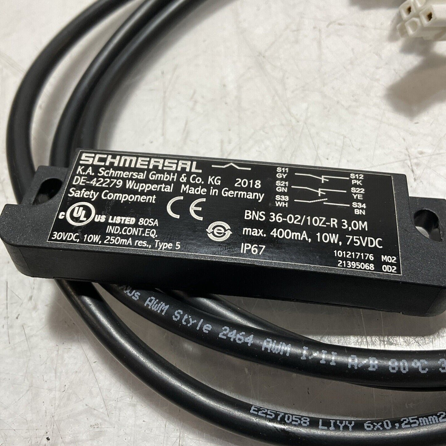 SCHMERSAL BNS36-02/10Z-R3,OM SAFETY SENSOR CABLE LOT OF 2 U3S