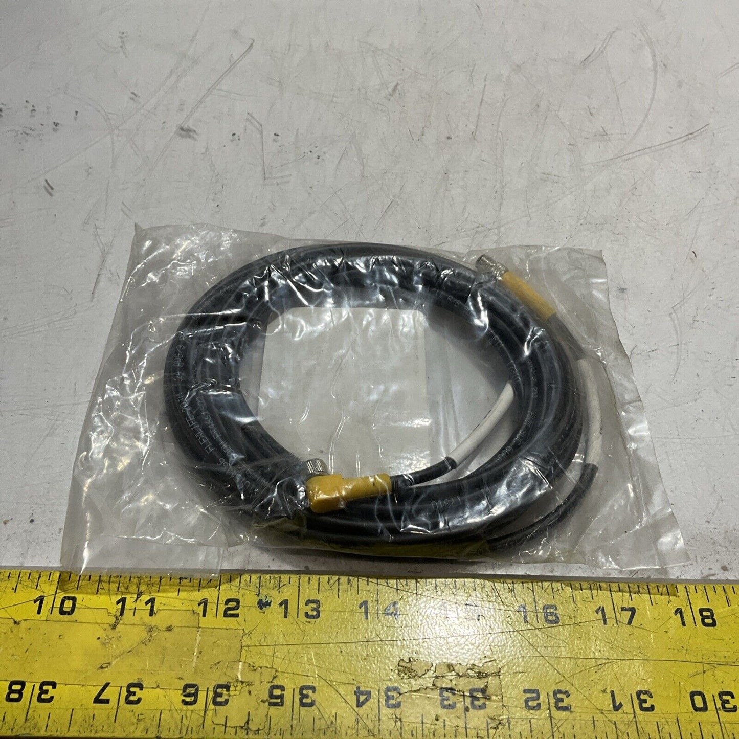 TURCK 10151166 FLEXLIFE CABLE ASSEMBLY W085 STK ROTATE BOX ROD LOT OF 3 U3S