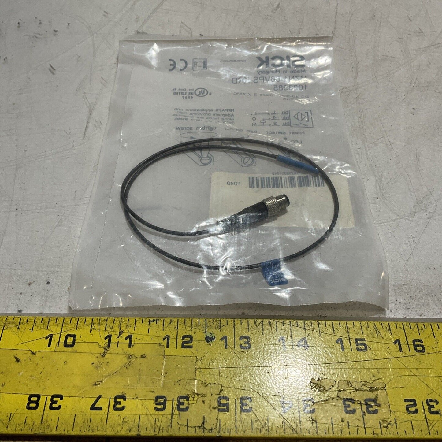 SICK MZN1-06VPS-KRD MAGNETIC SENSOR LOT OF 2 U3S