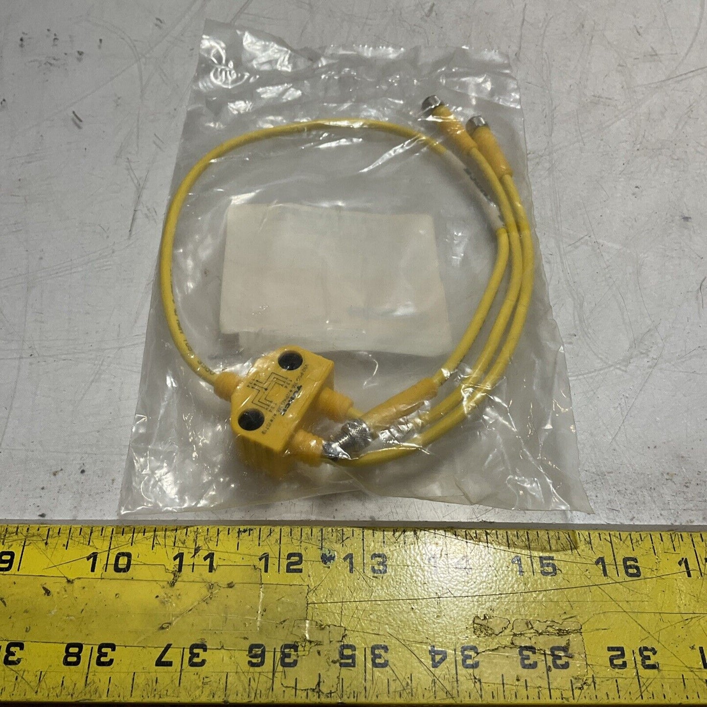 TURCK VB2-PSG3M-0.4/2PK3M-0.2/0.2/S719 CABLE ASSEMBLY LOT OF 2 U3S