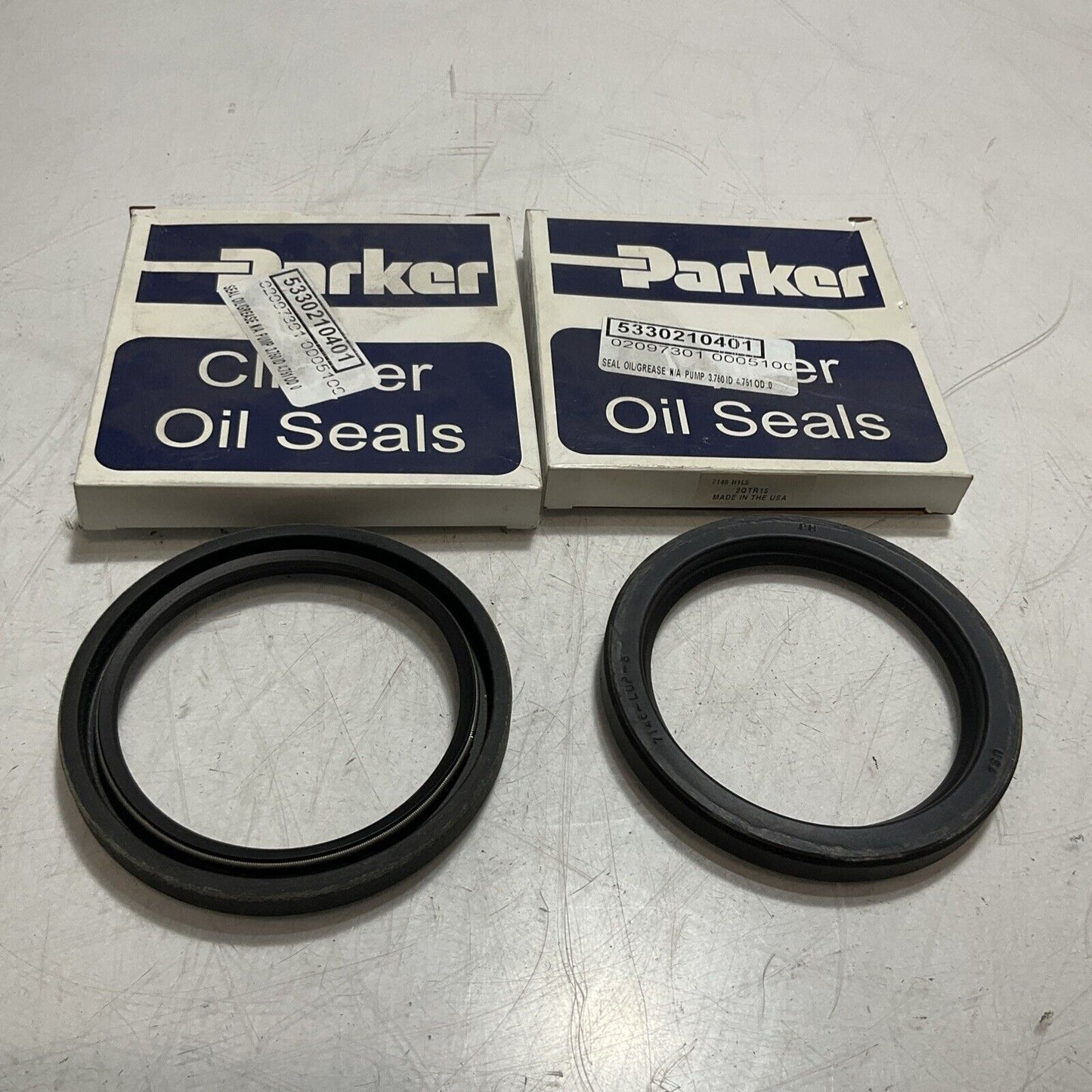 PARKER 2QTR15 CLIPPER OIL SEAL LOT OF 2 U3S