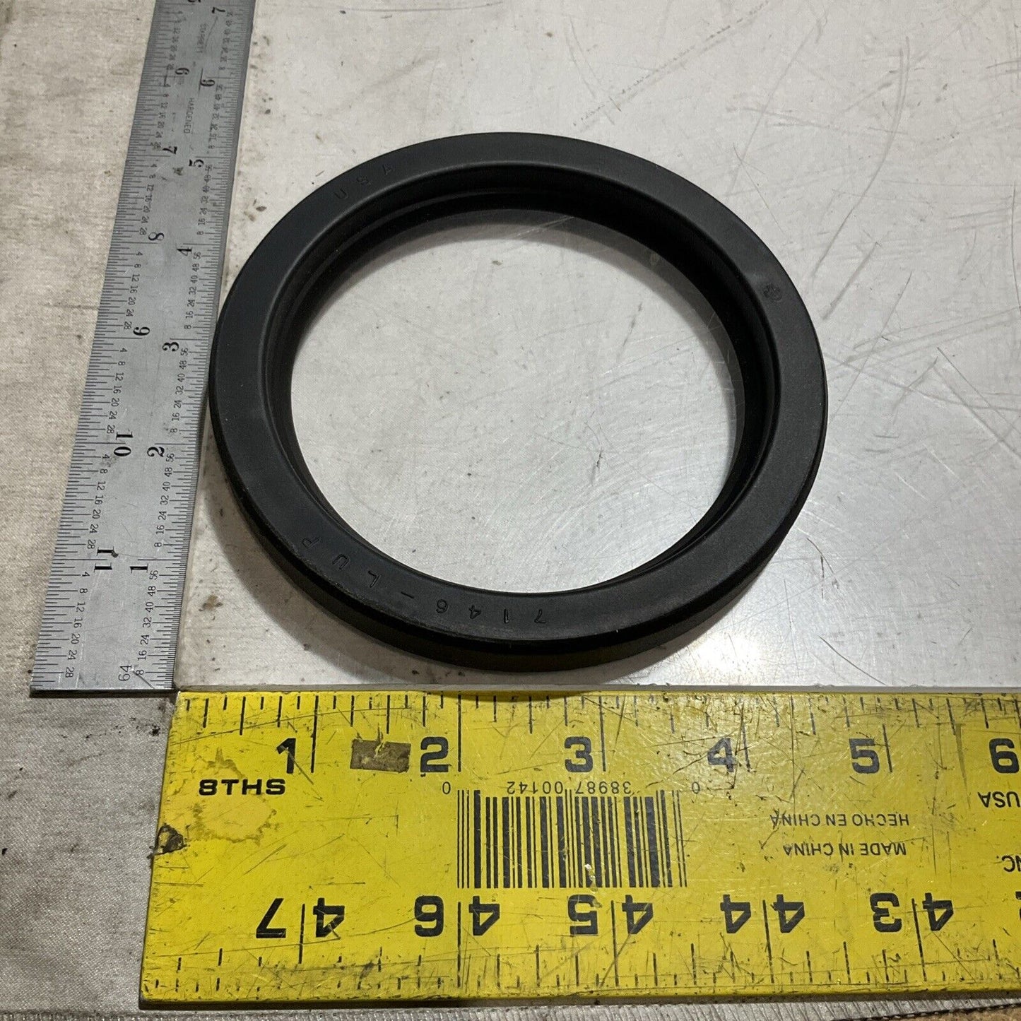 PARKER 2QTR15 CLIPPER OIL SEAL LOT OF 2 U3S