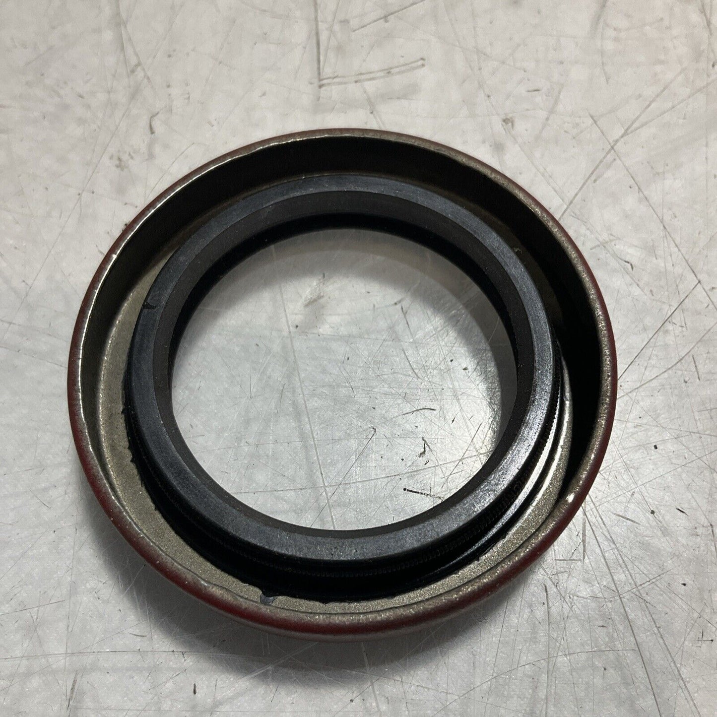 TIMKEN 472258 INDUSTRIAL AUTOMOTIVE OIL SEAL LOT OF 2 U3S