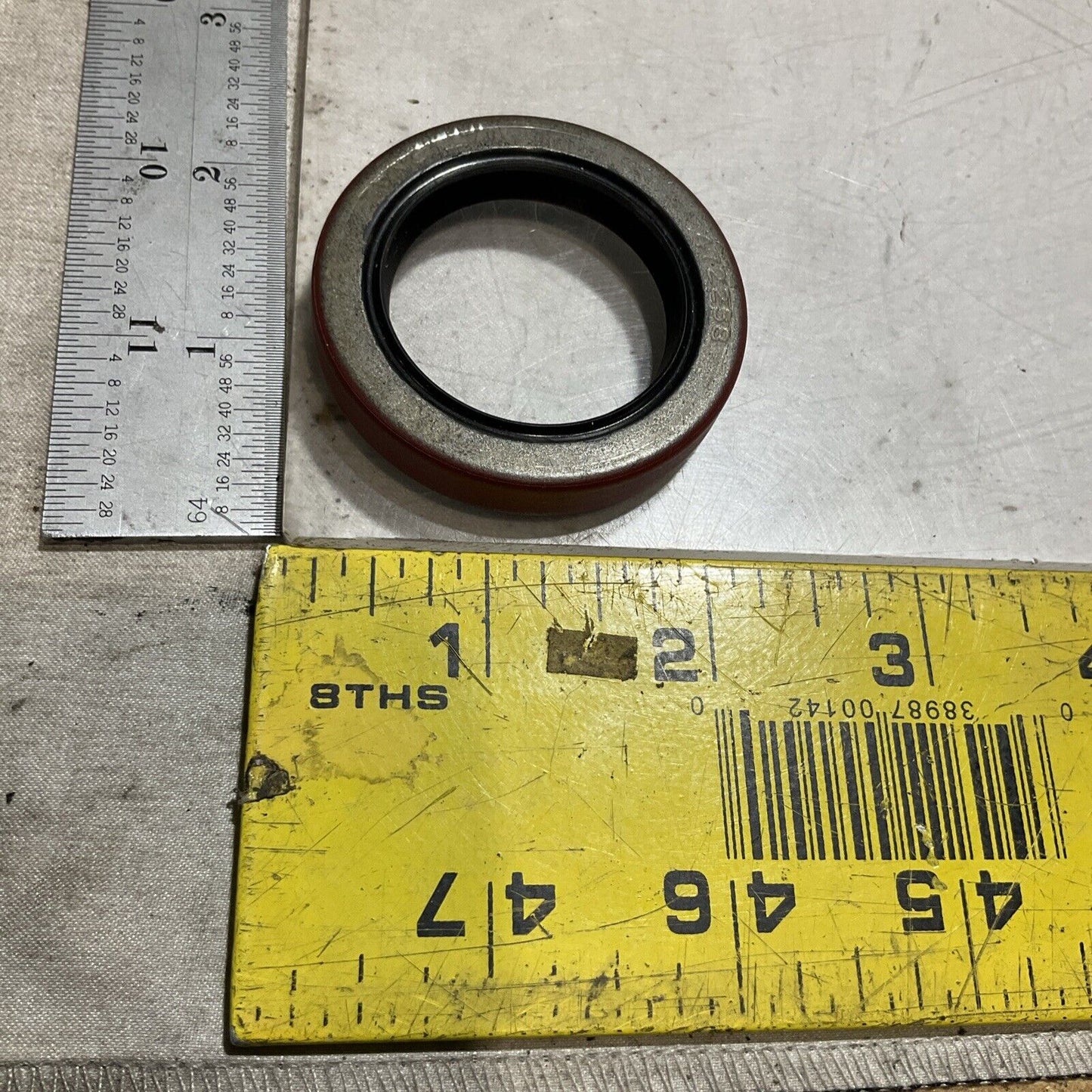 TIMKEN 472258 INDUSTRIAL AUTOMOTIVE OIL SEAL LOT OF 2 U3S