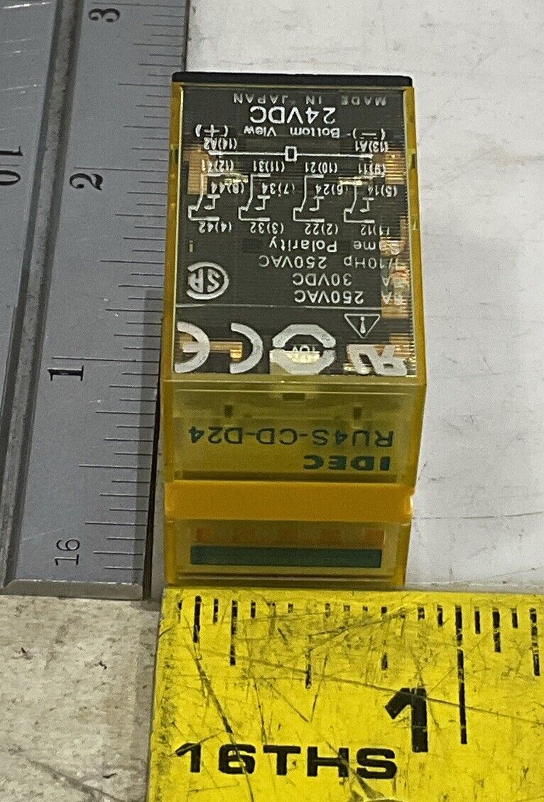 IDEC R44S-CD-D24 PLUG-IN RELAY LOT OF 6 U3S