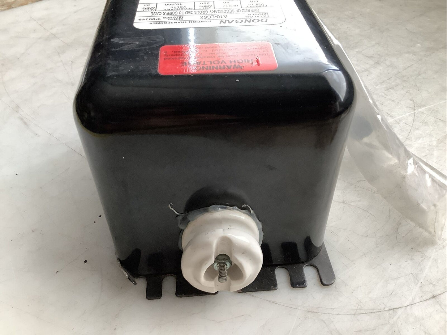 DONGAN A10-LC6X IGNITION TRANSFORMER 120 V 60 HZ 250 AMP 678