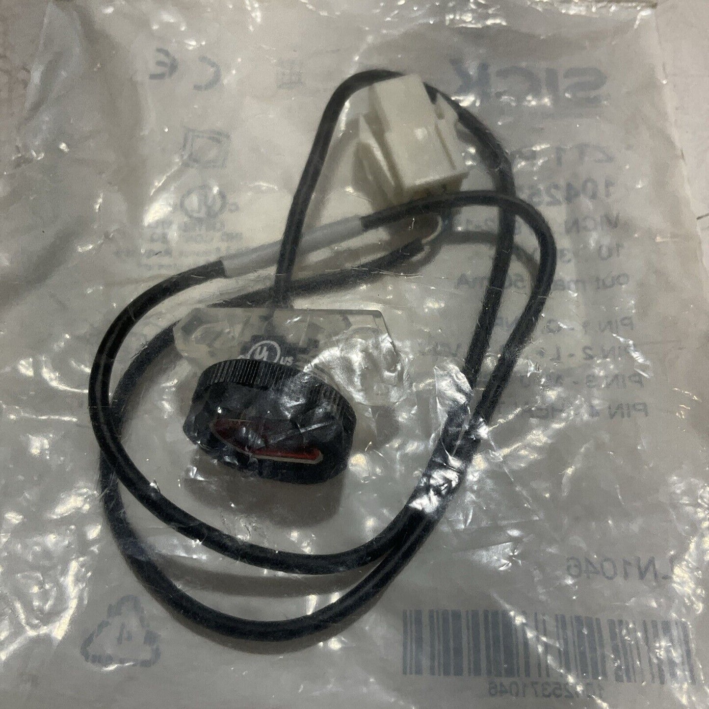 SICK ZT1-P0801S01 PHOTOELECTRIC SENSOR 30VDC LOT OF 4 U3S