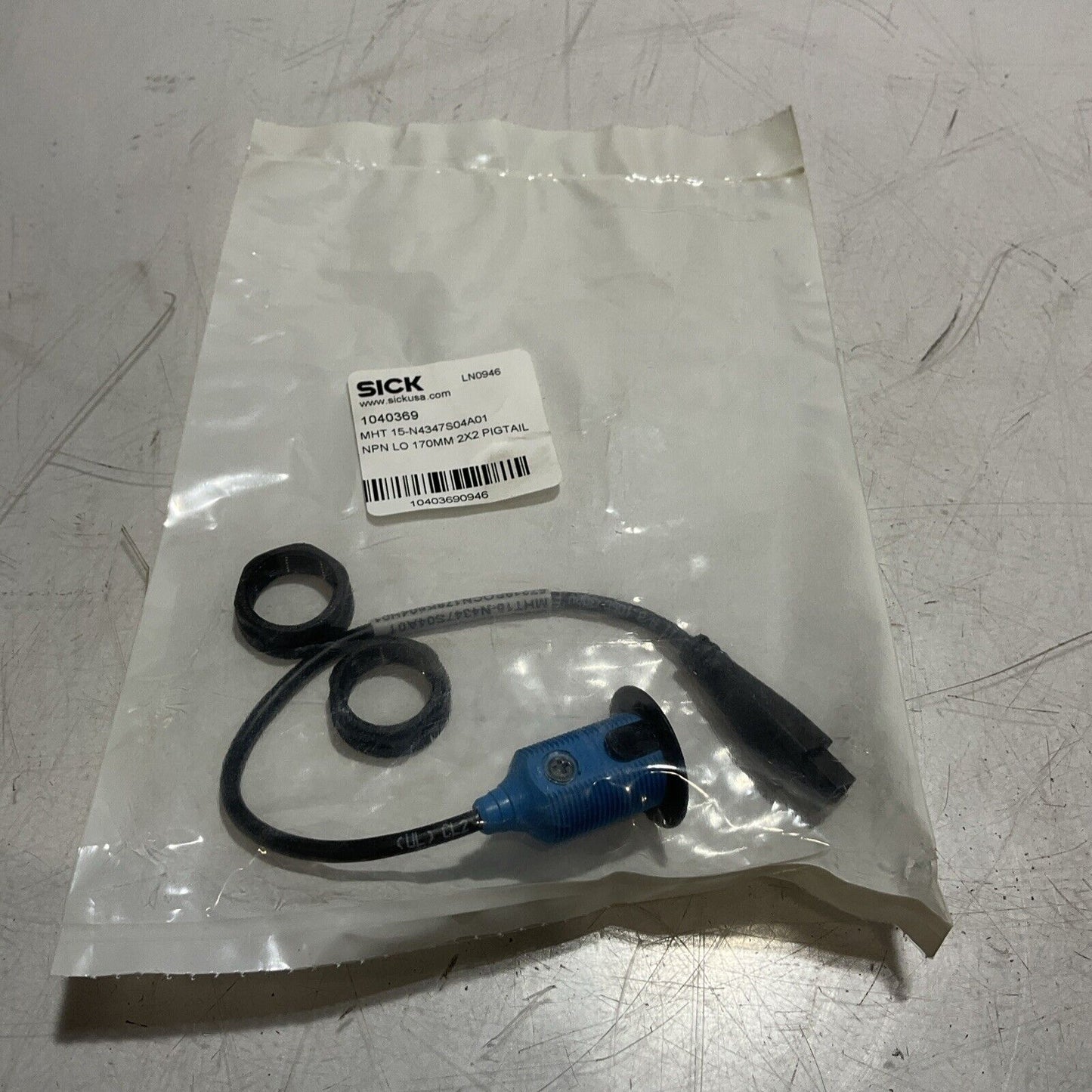 SICK 1040369 PROXIMITY SENSOR TRAY LOT OF 3 U3S