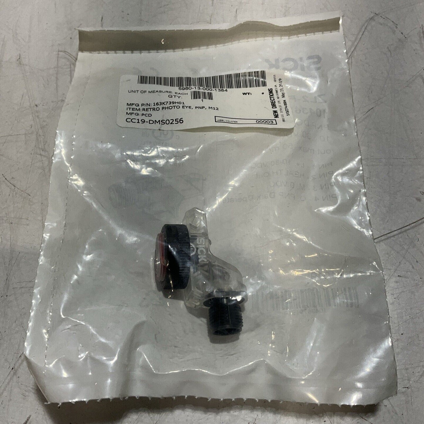 SICK ZL2-F2828 PHOTOELECTRIC SENSOR 30VDC LOT OF 2 U3S