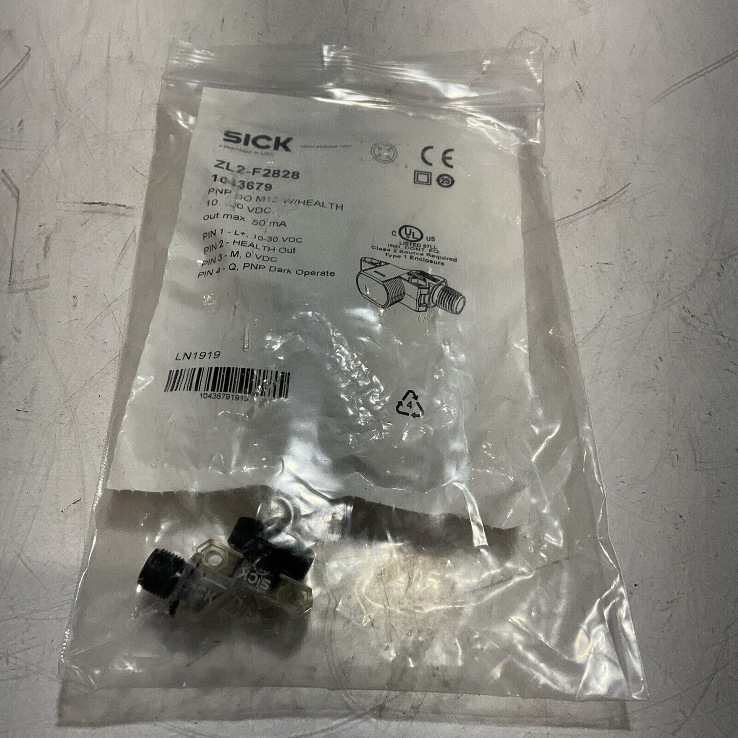 SICK ZL2-F2828 PHOTOELECTRIC SENSOR 30VDC LOT OF 2 U3S