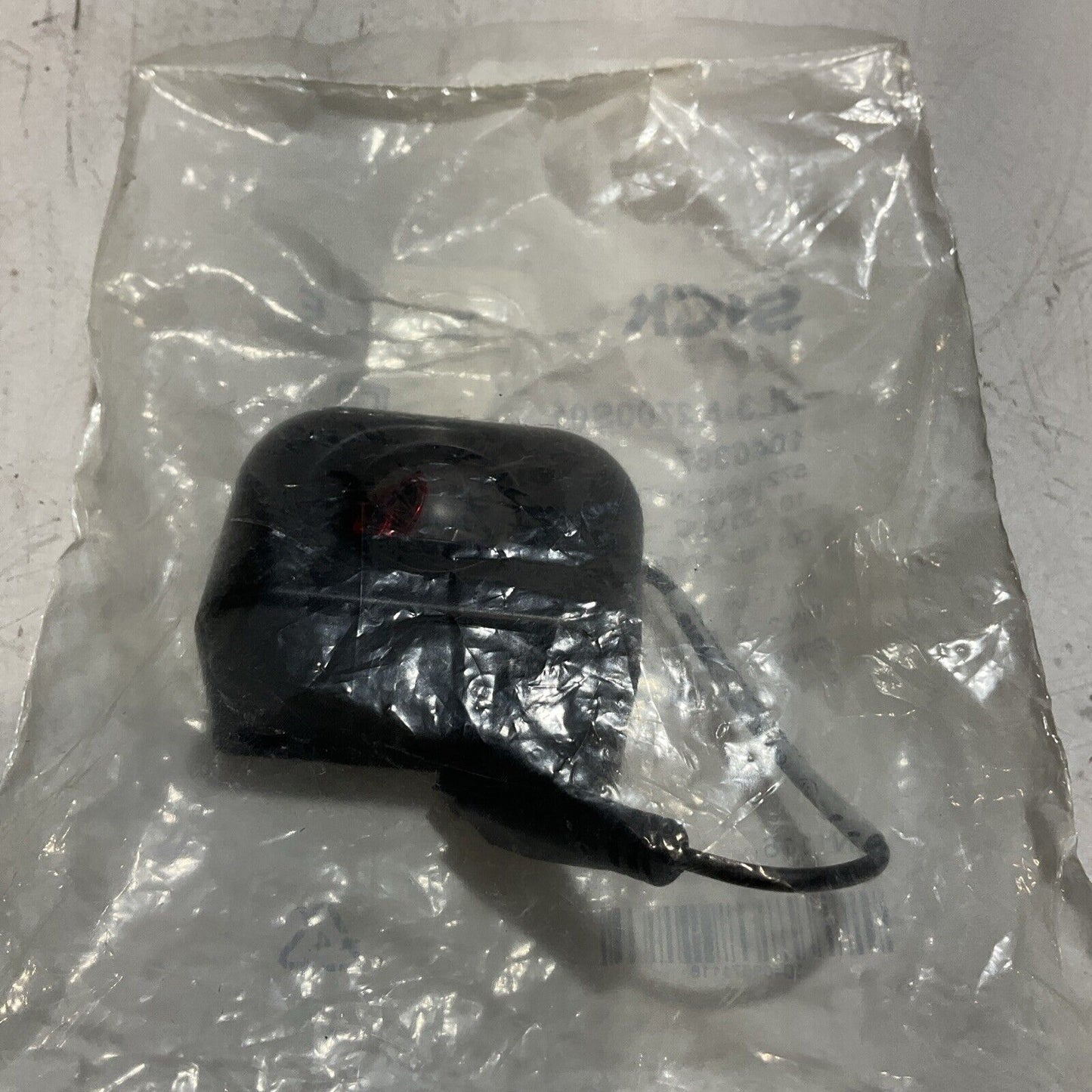 SICK ZL3-N2700S01 - 1040367 PHOTOELECTRIC REFLECTIVE SENSOR 30VDC LOT OF 2 U3S