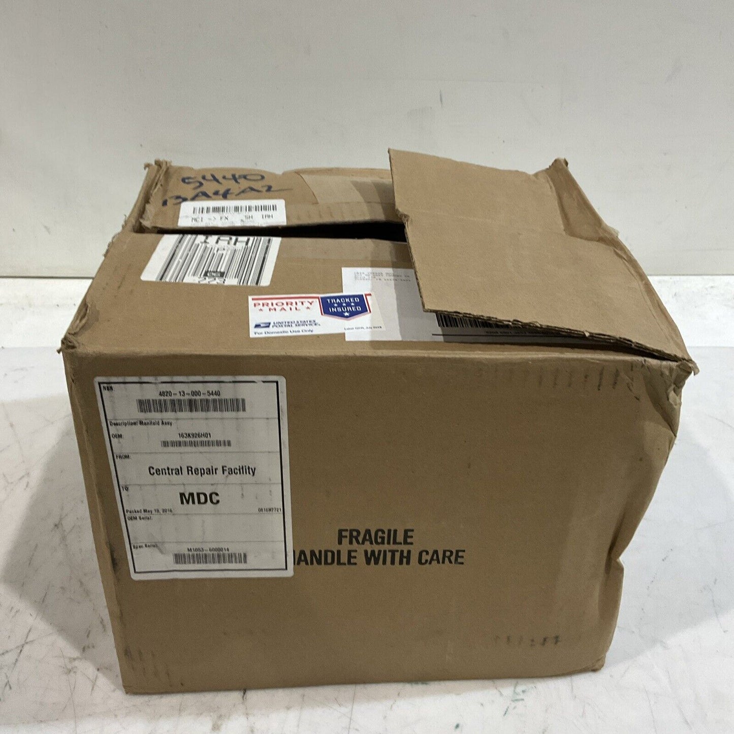 SMC VV5Q41-05-DAMO1160 VQ4401-5 MANIFOLD VALVE U3S