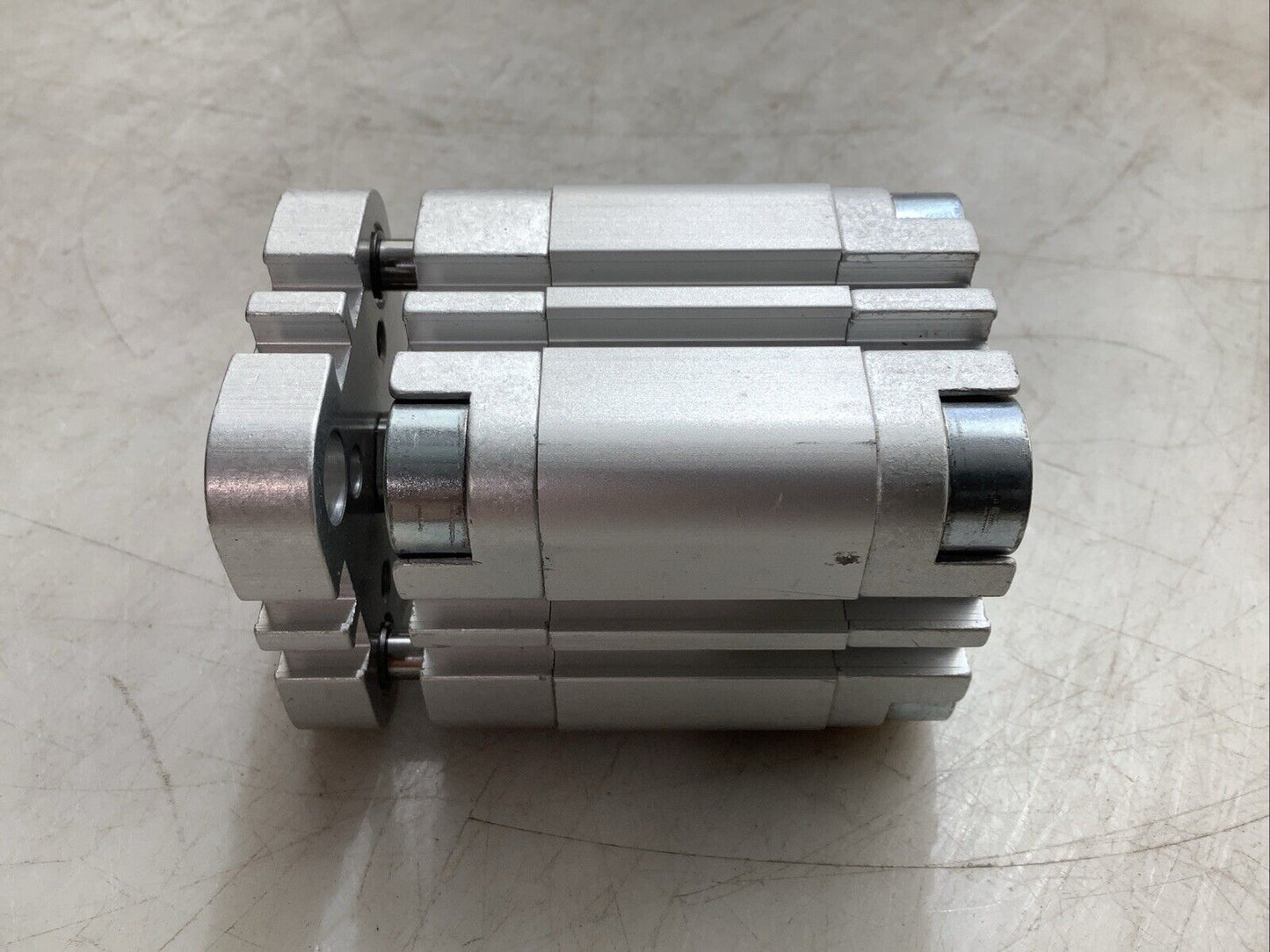 FESTO ADVUL-32-15-P-A COMPACT CYLINDER 10 BAR C2H